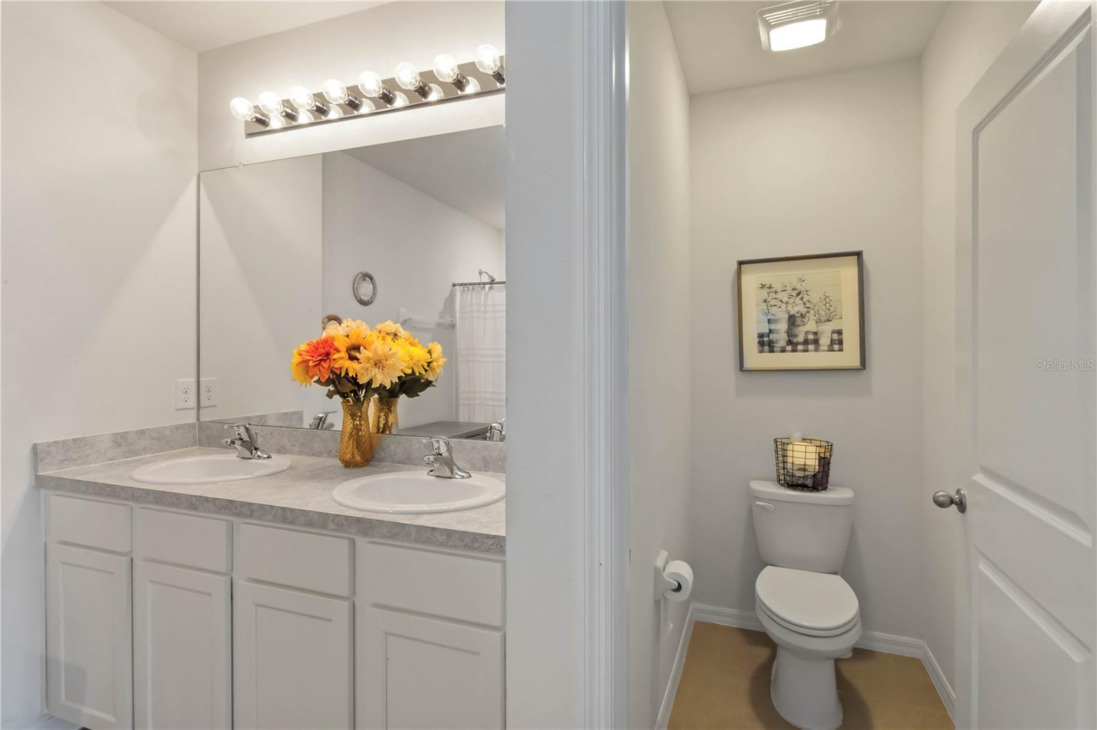 Image 27 of 43 For 5904 Silver Sage Way
