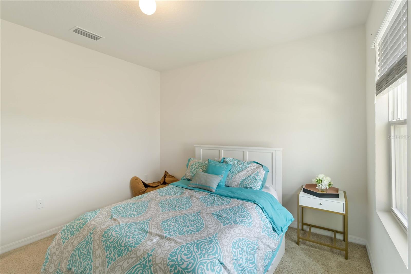 Image 29 of 43 For 5904 Silver Sage Way