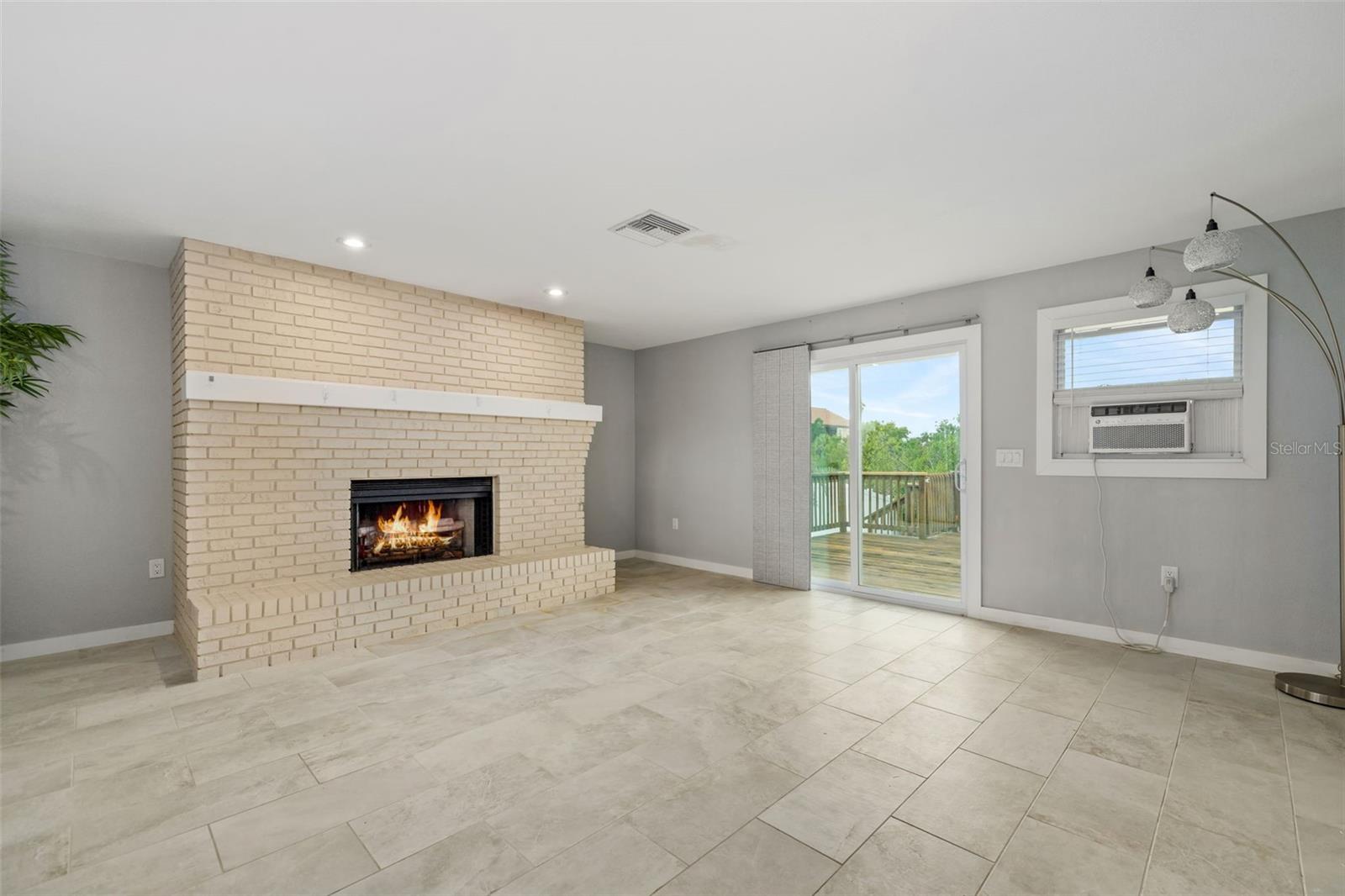 Image 18 of 66 For 4218 Pompano Lane