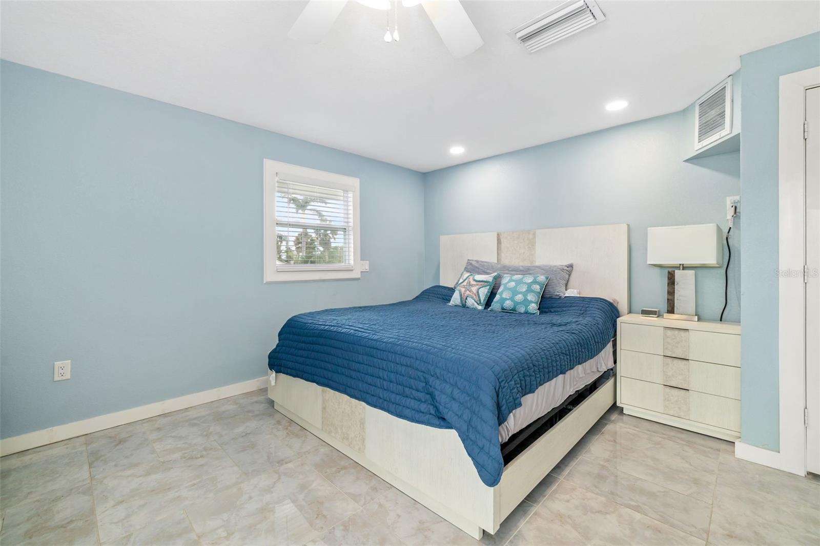 Image 22 of 66 For 4218 Pompano Lane
