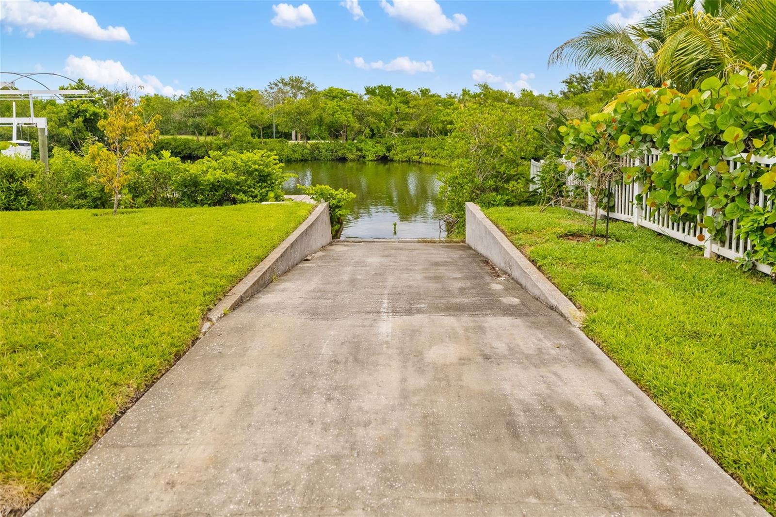 Image 48 of 66 For 4218 Pompano Lane