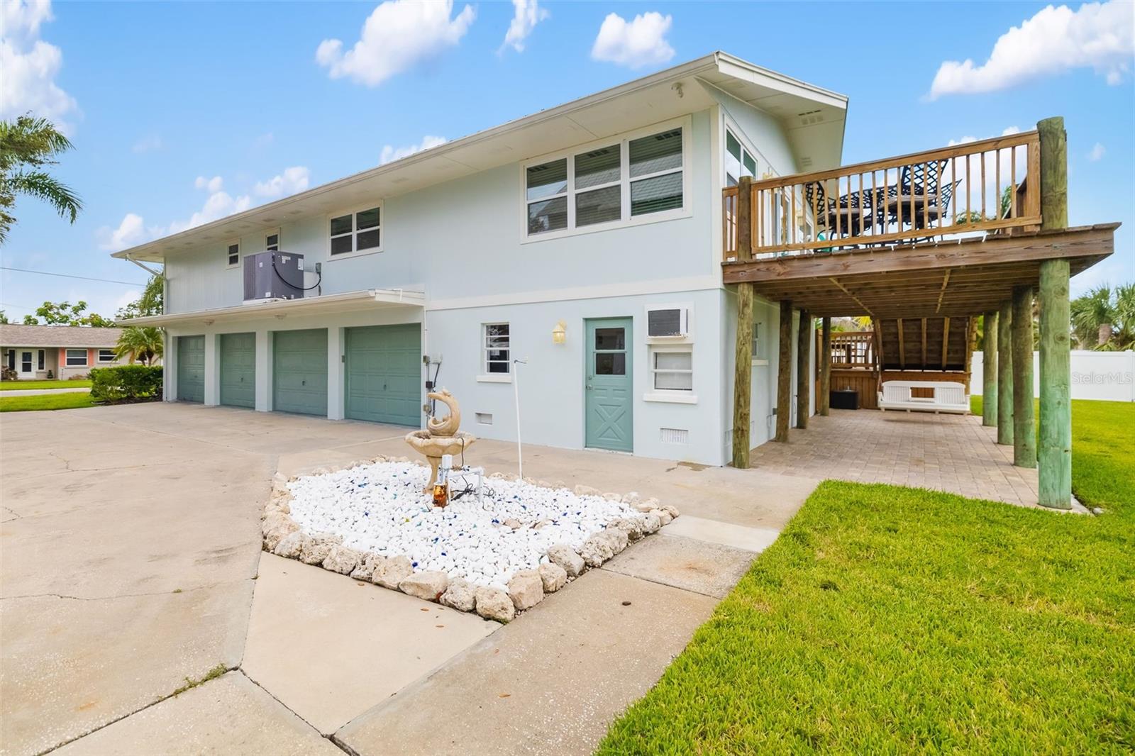 Image 5 of 66 For 4218 Pompano Lane