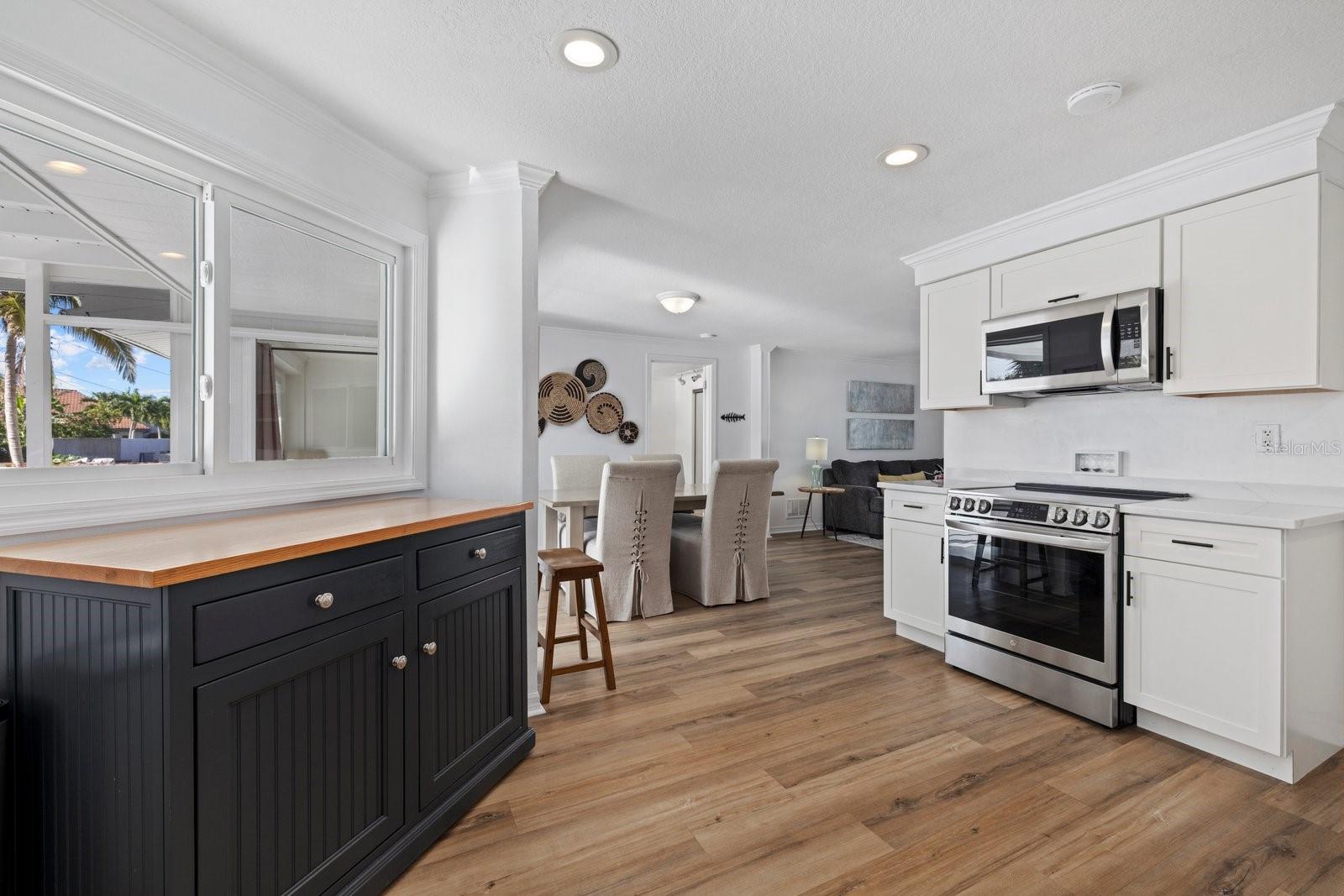 Image 14 of 55 For 1160 Morningside Place