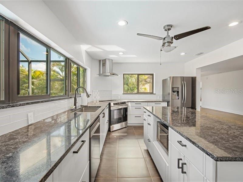 Image 4 of 30 For 444 Dorchester Drive