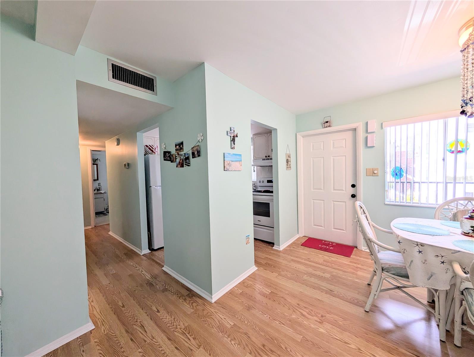 Image 8 of 31 For 5857 Palm Lane B22
