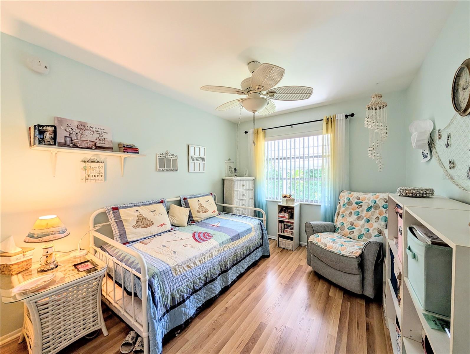Image 9 of 31 For 5857 Palm Lane B22
