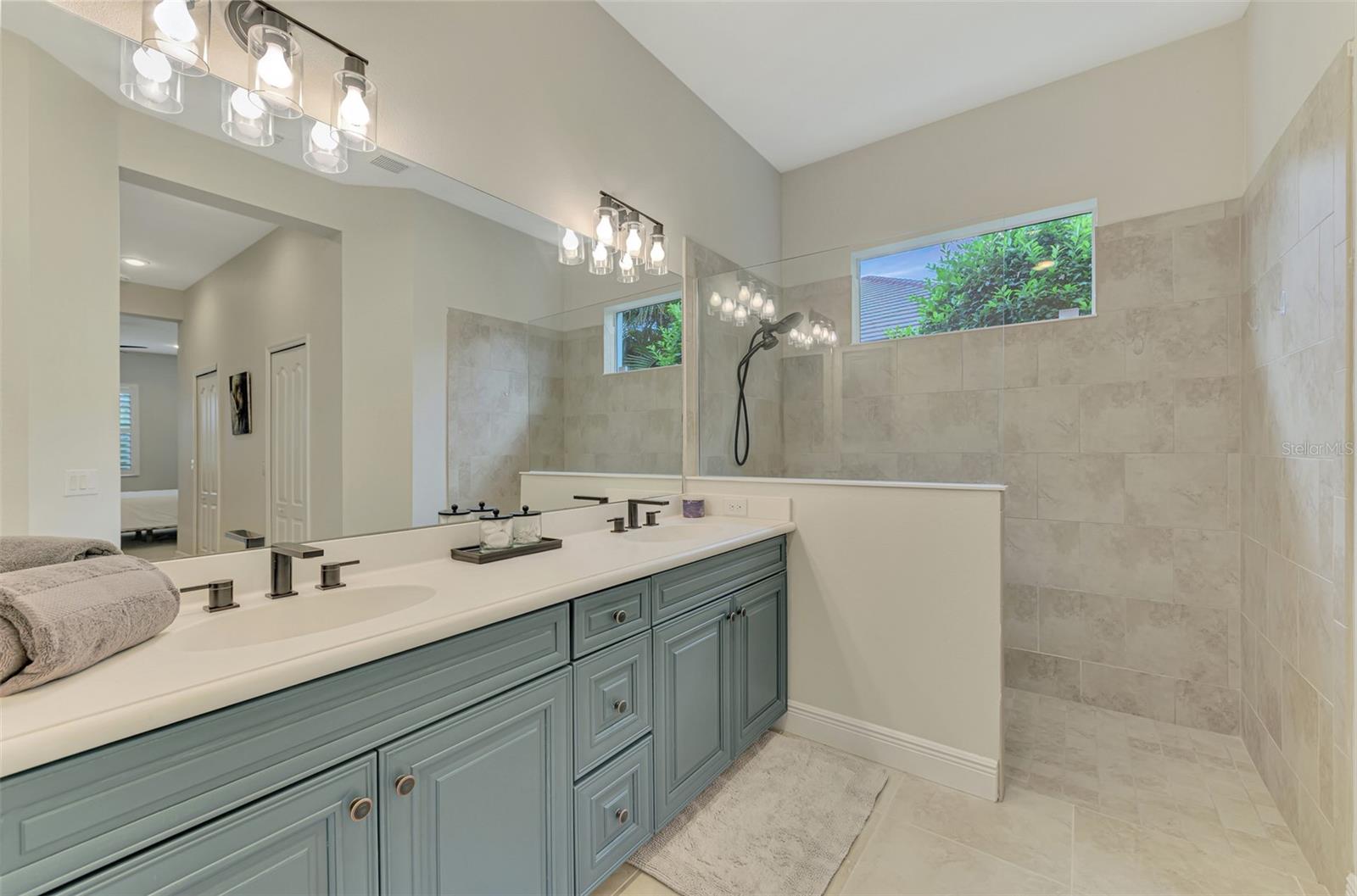 Image 41 of 89 For 14511 Stirling Drive