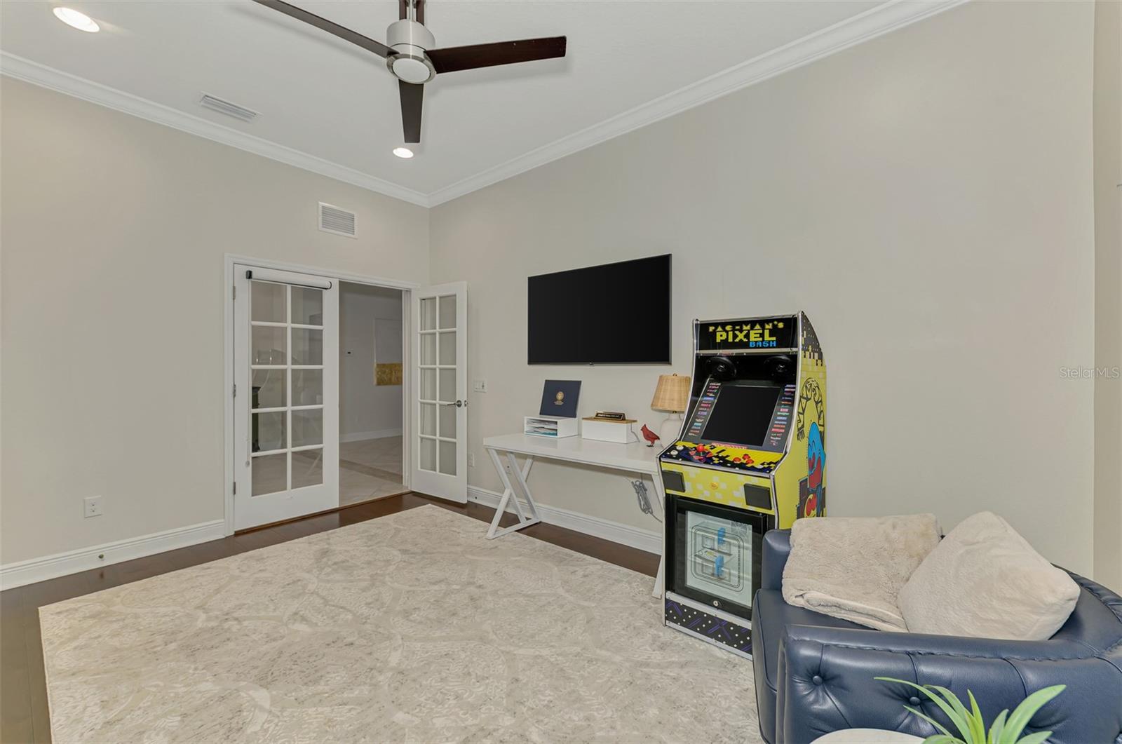 Image 50 of 89 For 14511 Stirling Drive