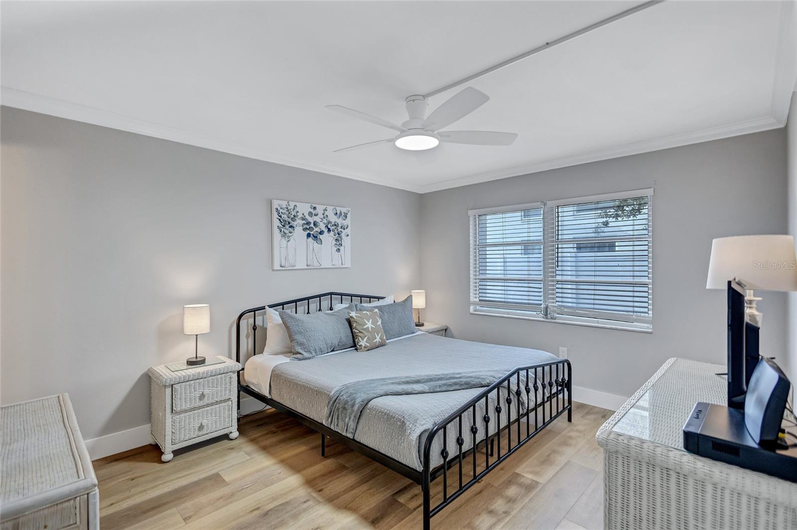 Image 11 of 47 For 116 Vista Hermosa Circle  106c