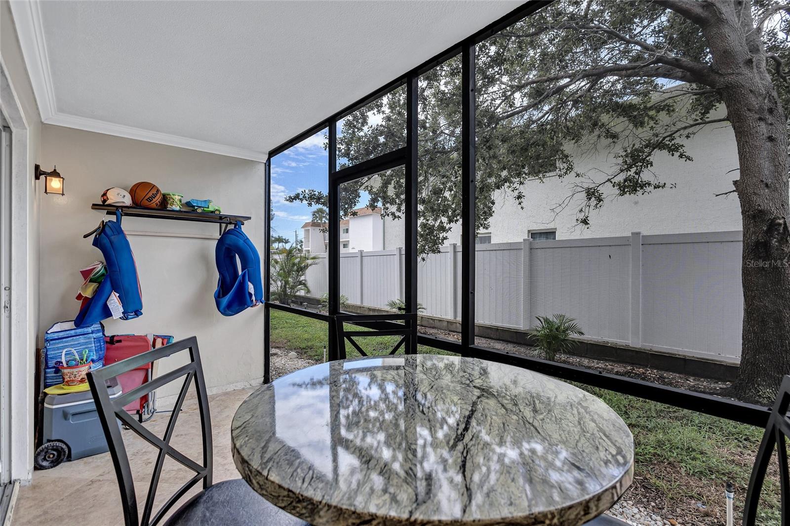 Image 21 of 47 For 116 Vista Hermosa Circle  106c