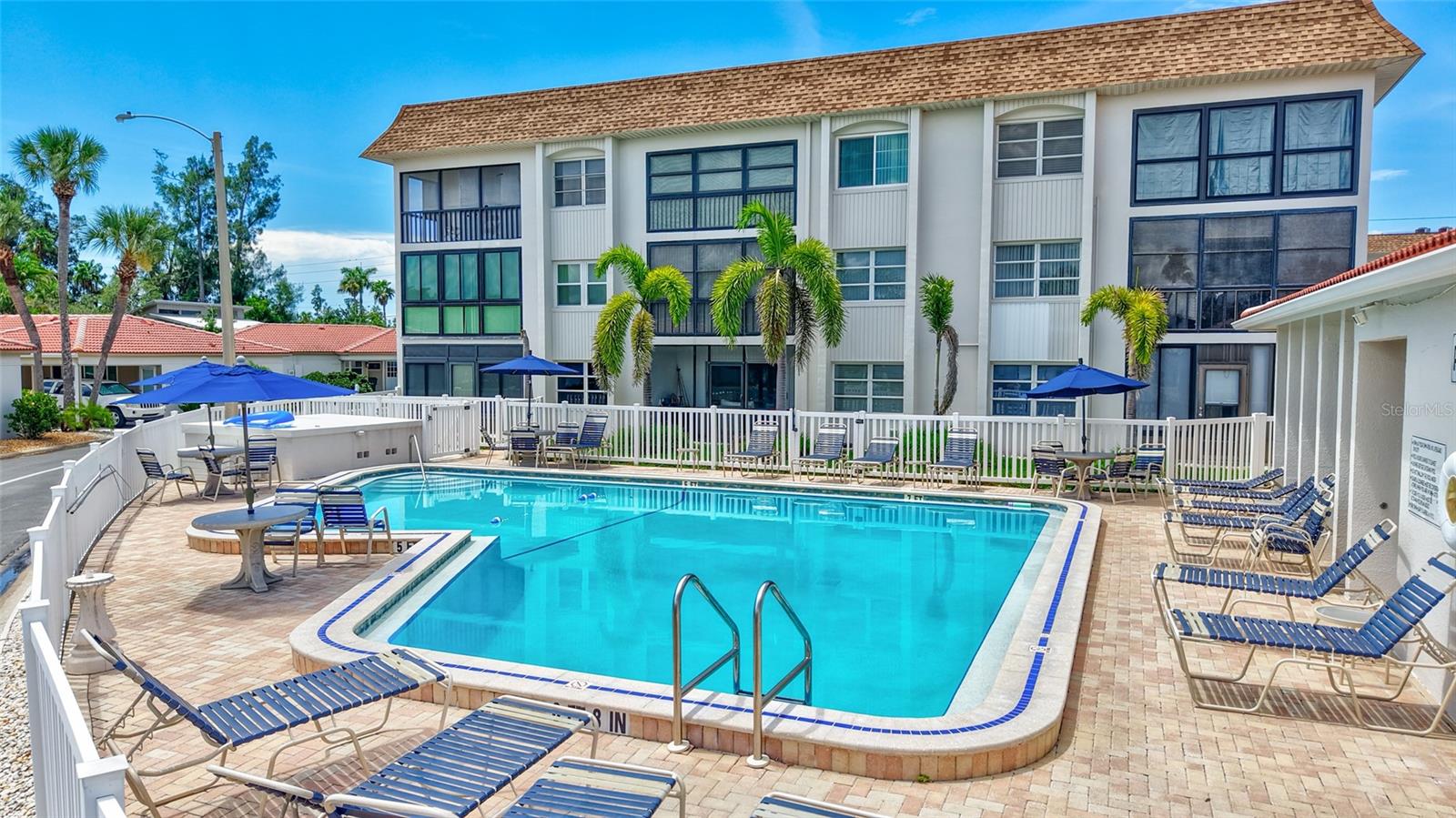 Image 33 of 47 For 116 Vista Hermosa Circle  106c