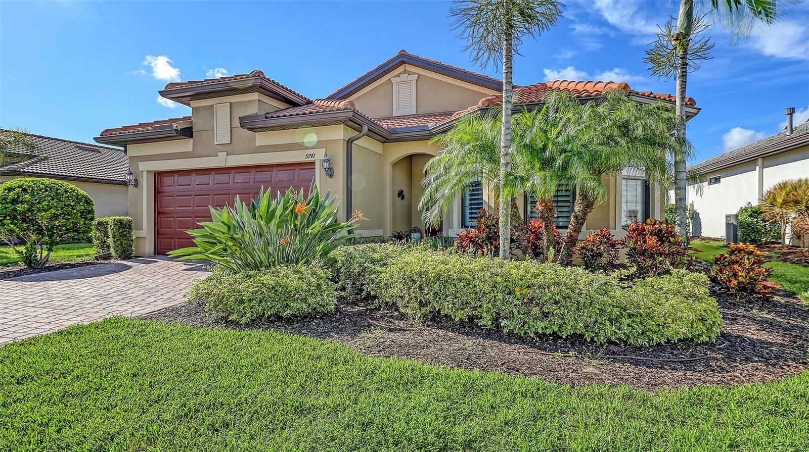 Image 11 of 100 For 5741 Bay Pine Way