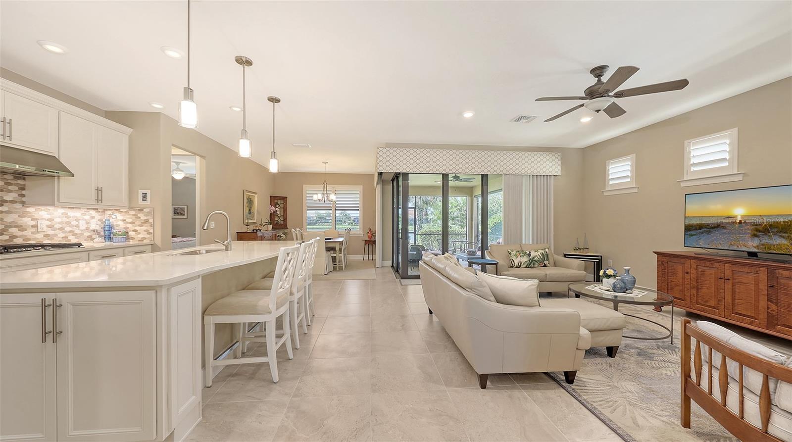 Image 20 of 100 For 5741 Bay Pine Way