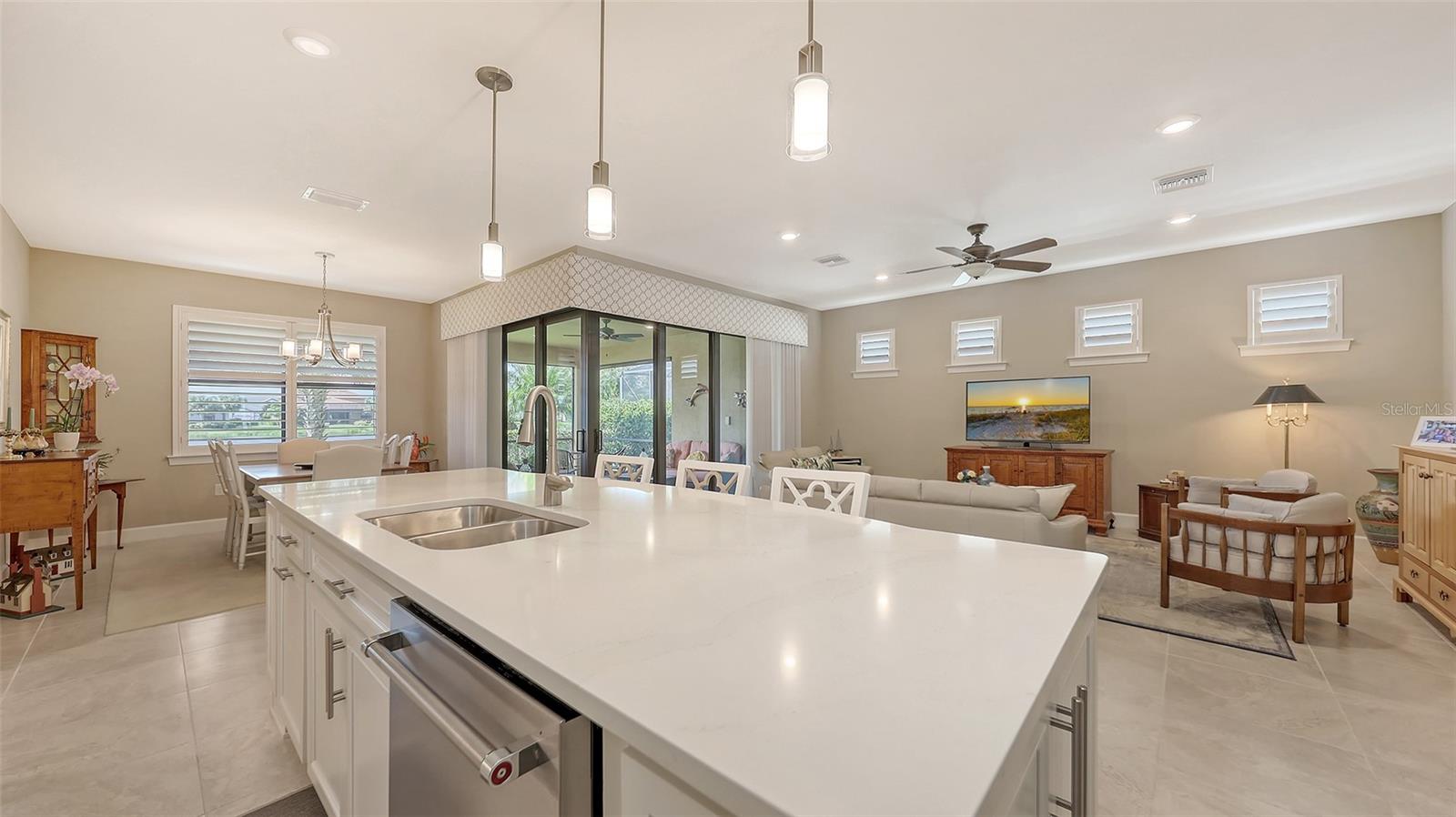 Image 28 of 100 For 5741 Bay Pine Way