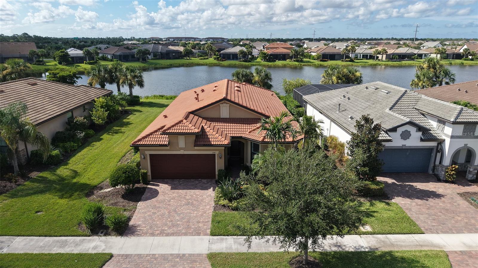 Image 6 of 100 For 5741 Bay Pine Way