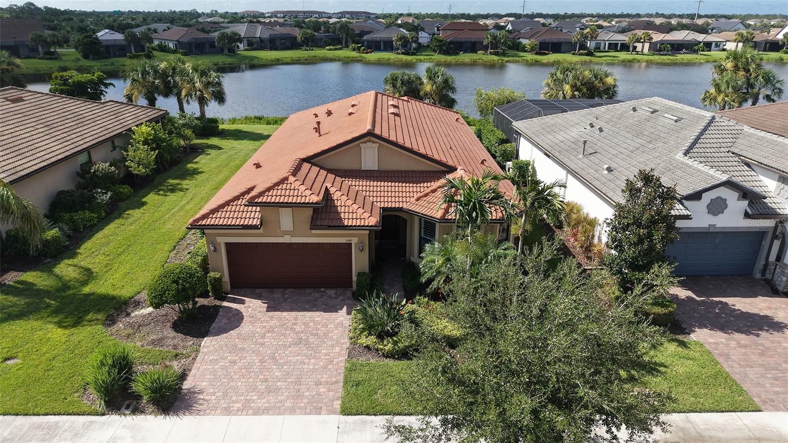 Image 8 of 100 For 5741 Bay Pine Way