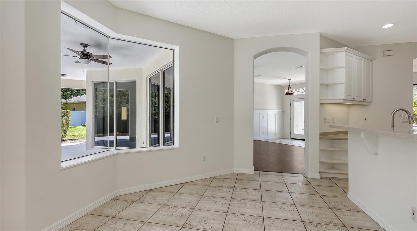 Image 13 of 38 For 4079 Green Tree Avenue