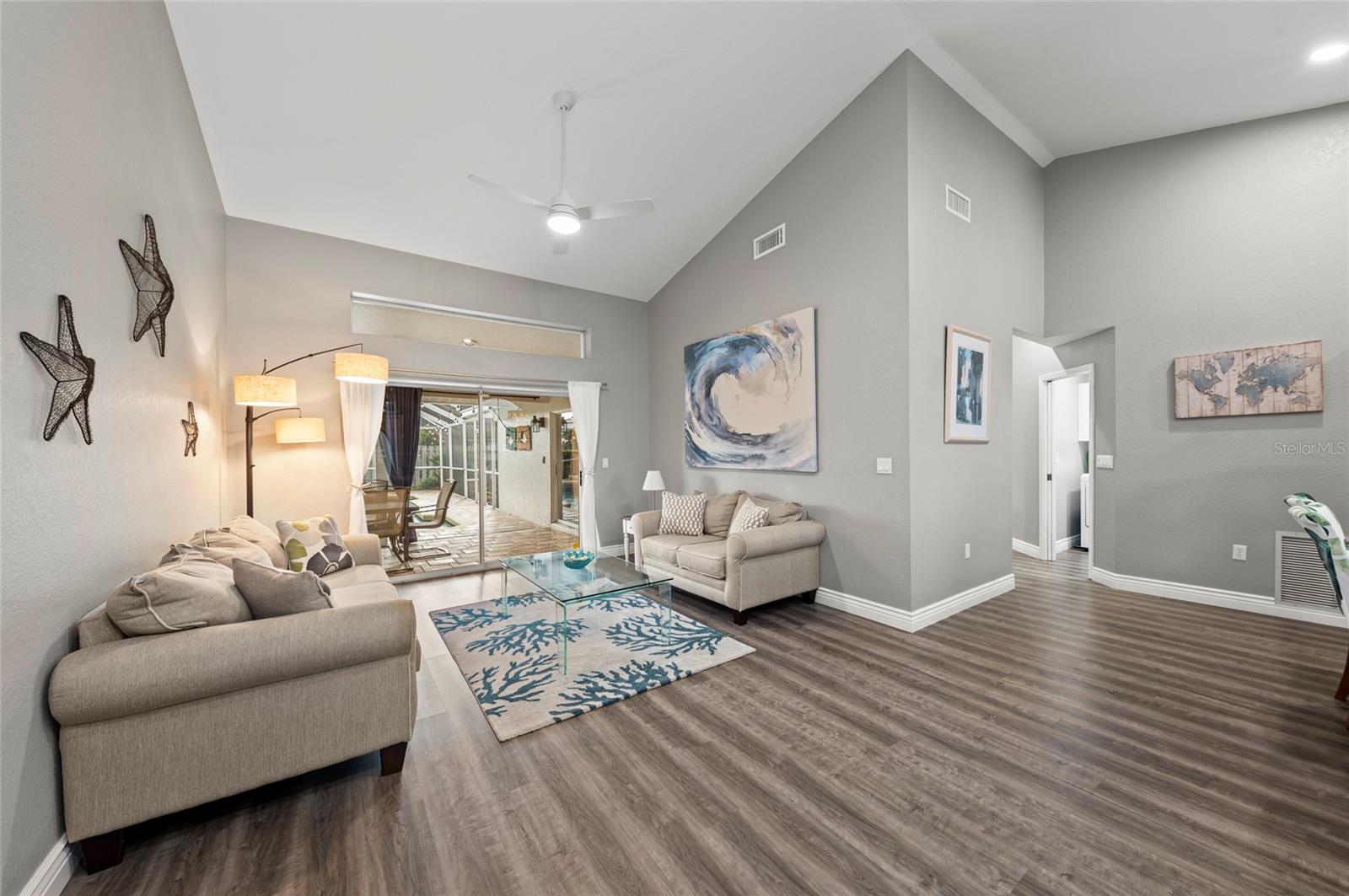 Image 20 of 69 For 4488 Diamond Circle E