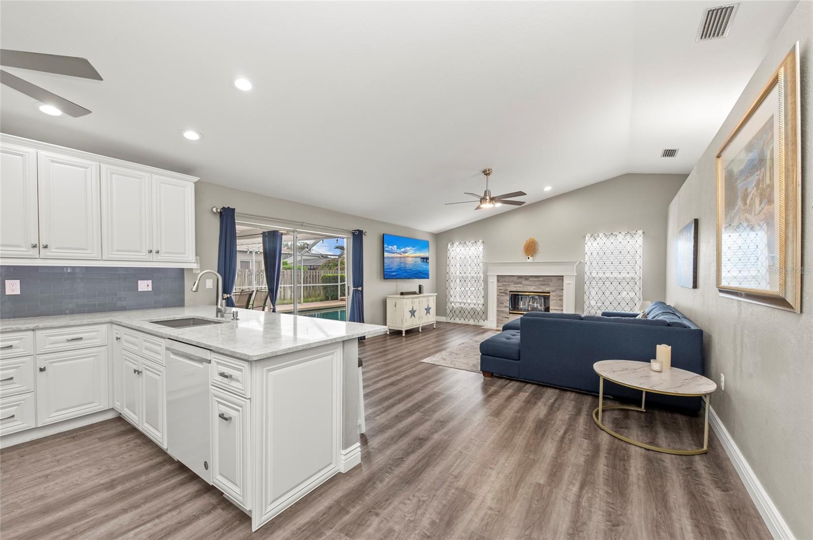 Image 30 of 69 For 4488 Diamond Circle E