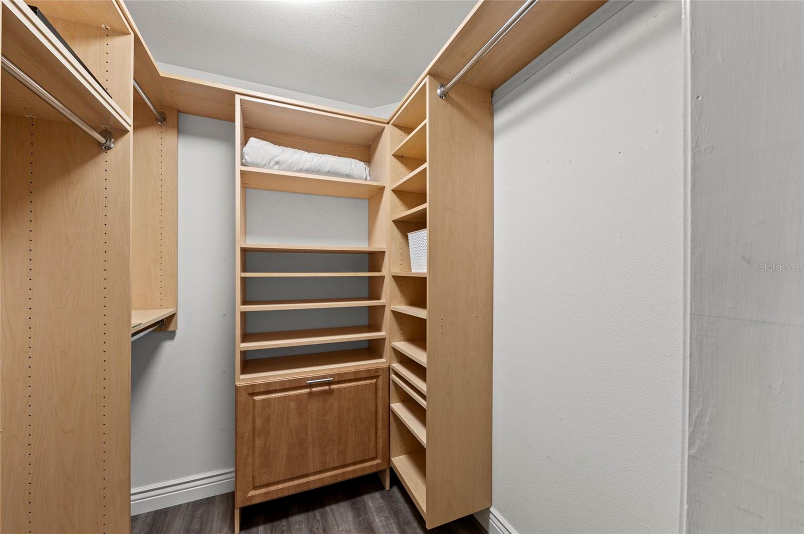 Image 42 of 69 For 4488 Diamond Circle E