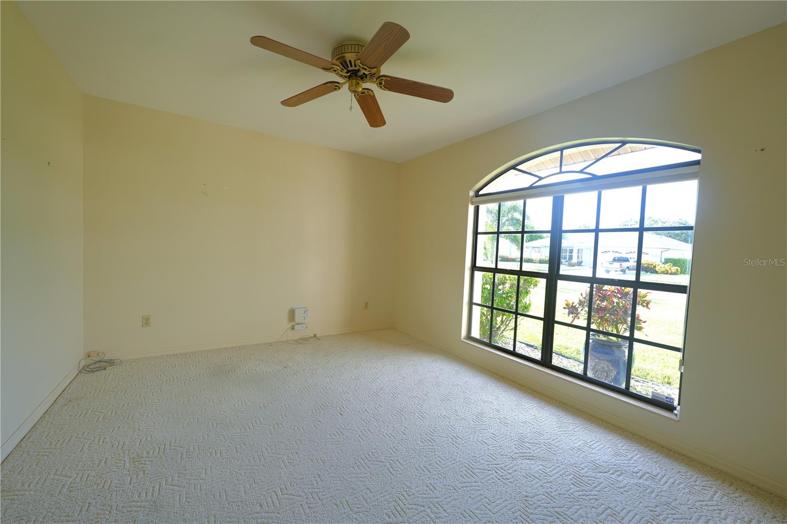Image 16 of 42 For 5113 19th Avenue W