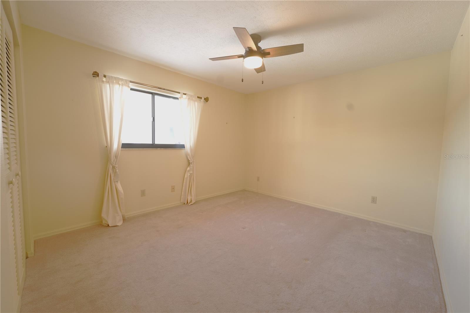 Image 24 of 42 For 5113 19th Avenue W