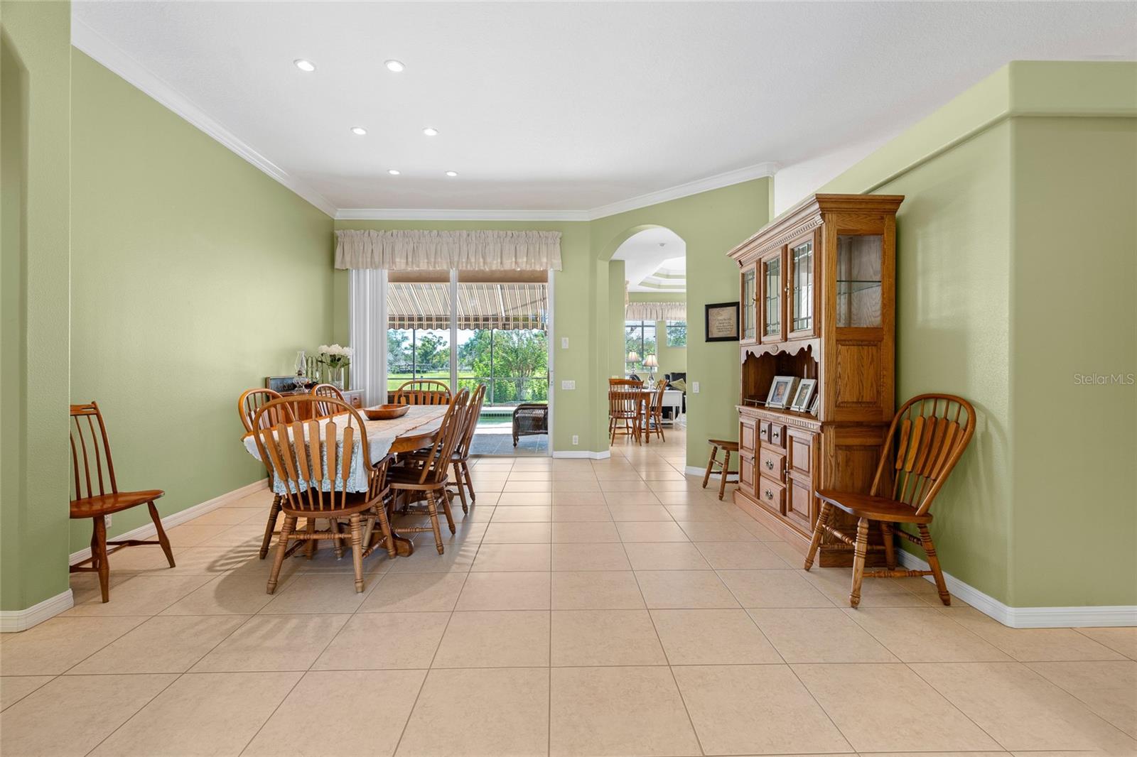 Image 5 of 40 For 6281 Aventura Drive