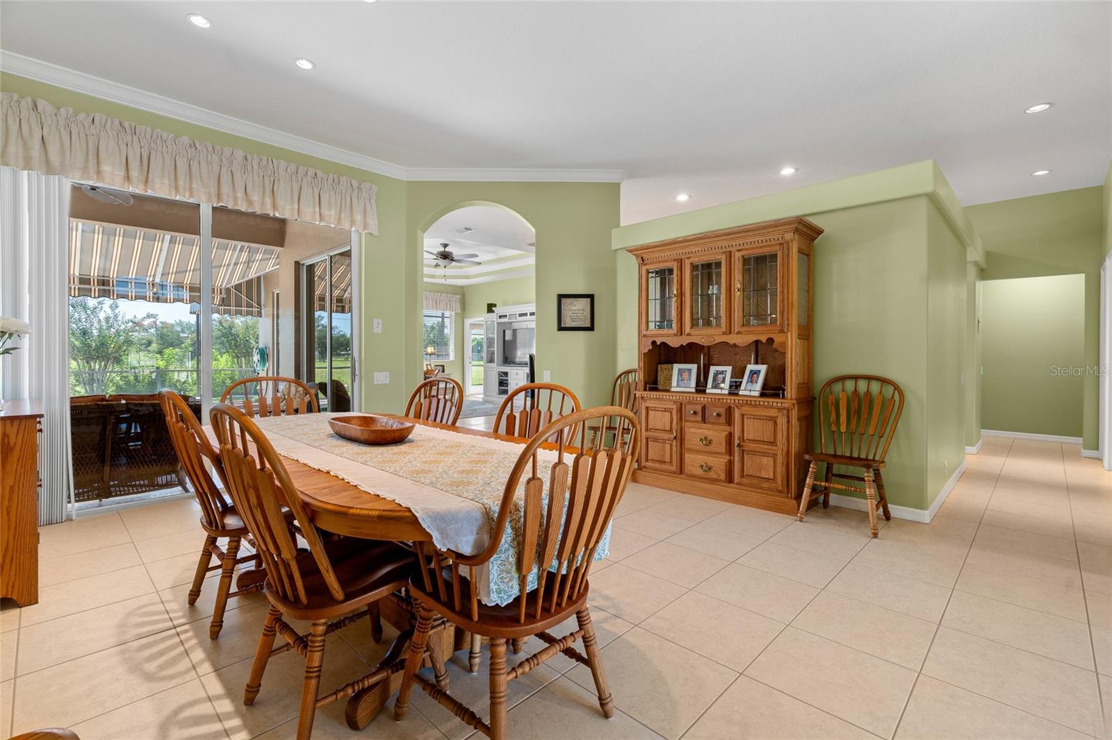Image 6 of 40 For 6281 Aventura Drive