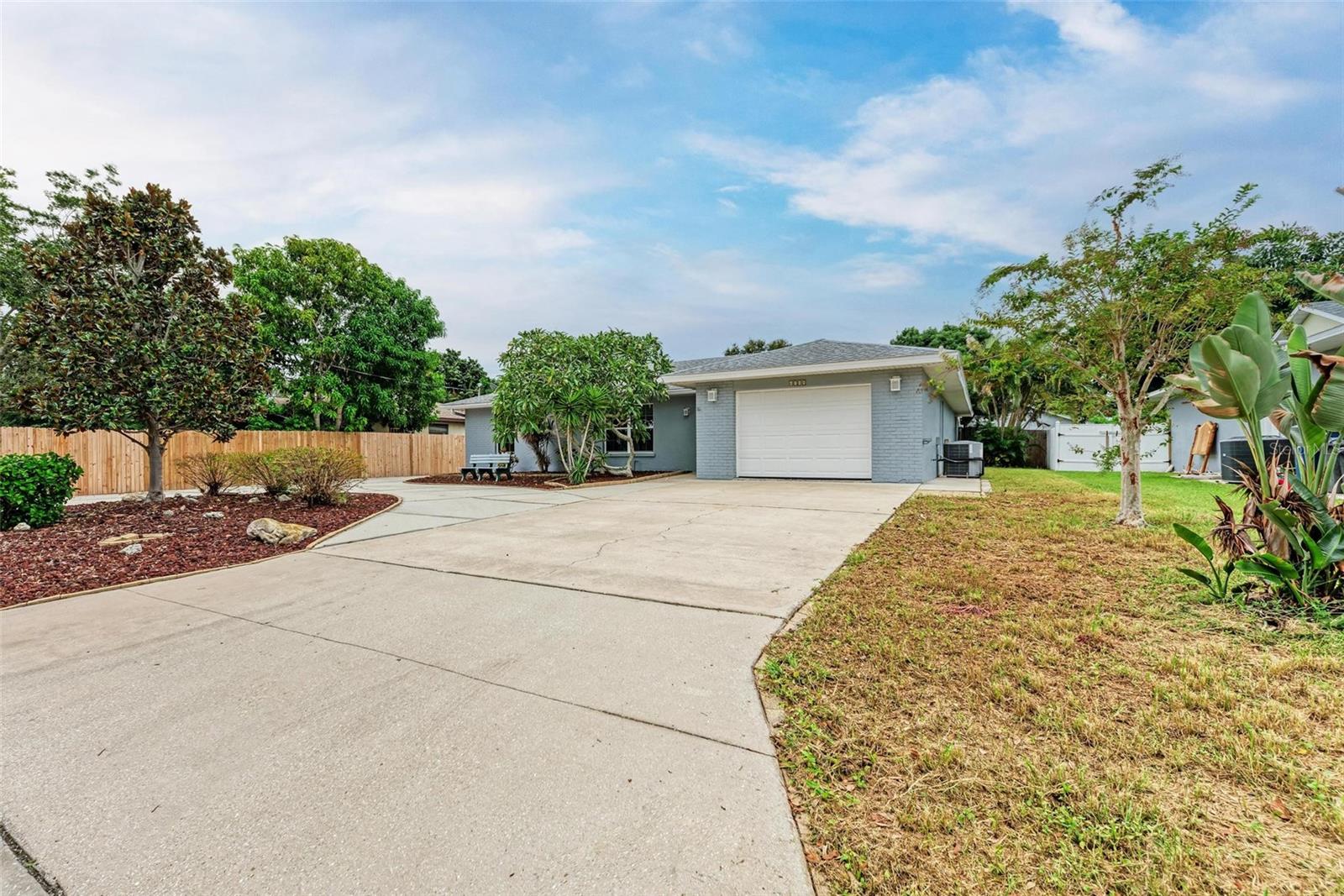 Details for 6715 12th Avenue Nw, BRADENTON, FL 34209