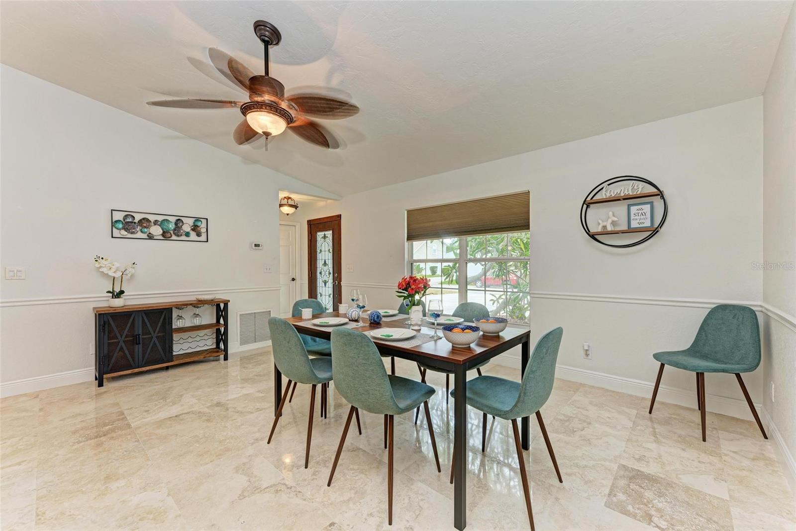 Image 12 of 43 For 6715 12th Avenue Nw