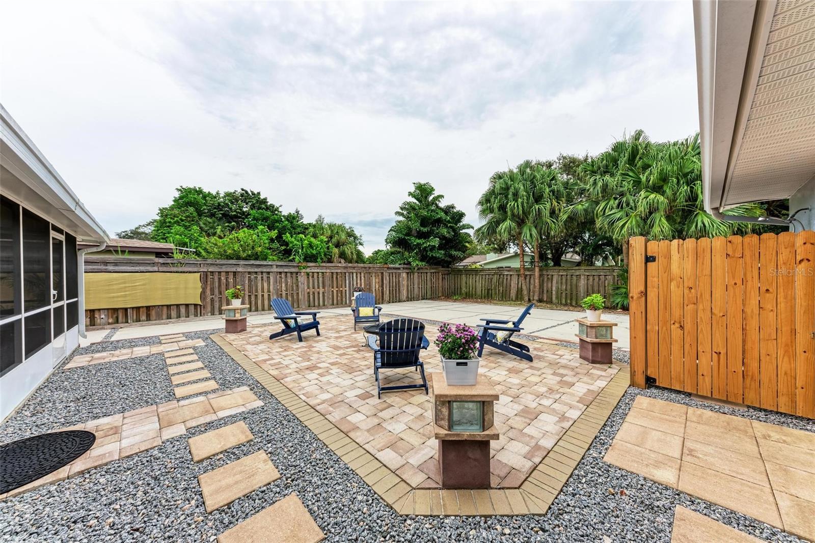 Image 38 of 43 For 6715 12th Avenue Nw