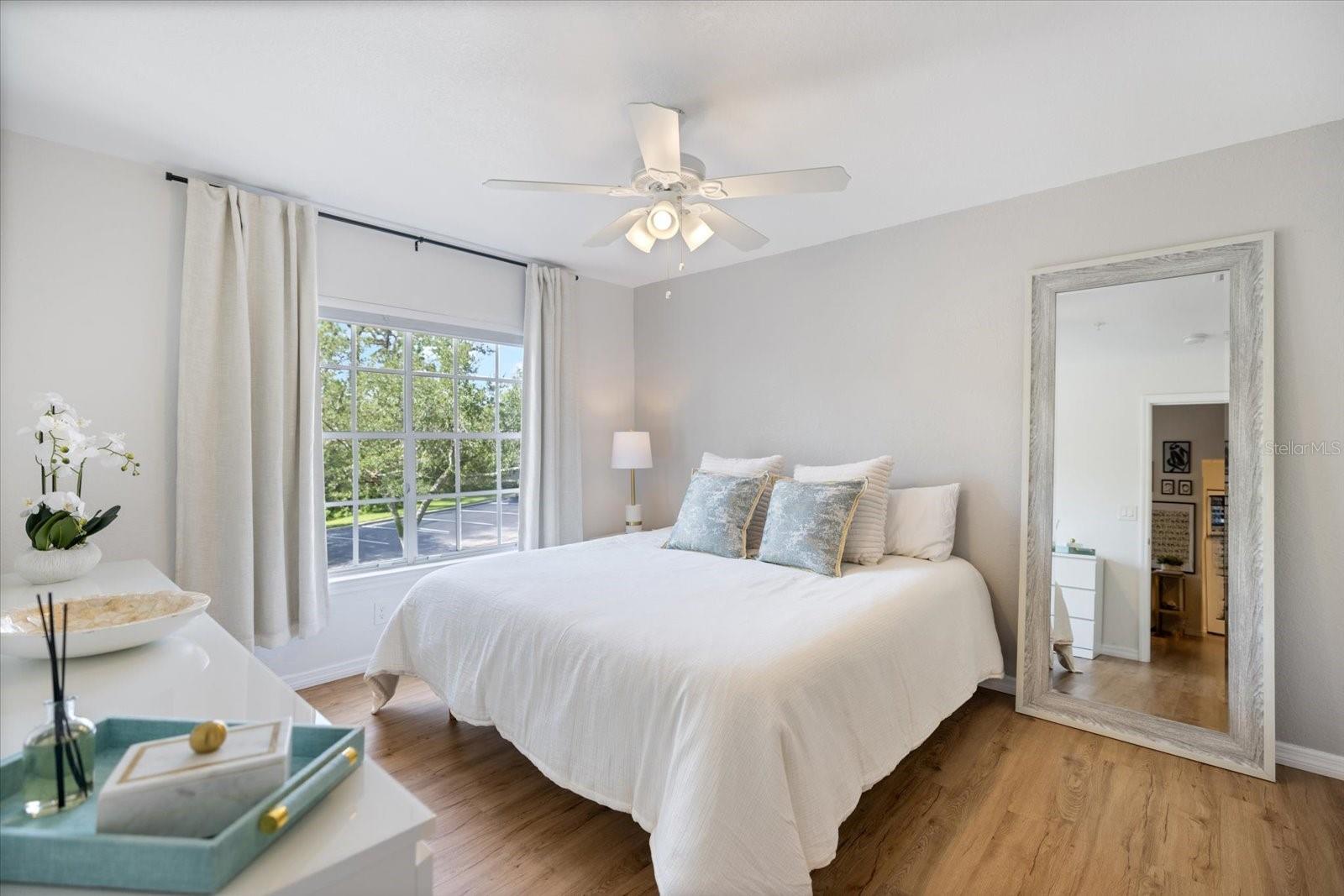 Image 12 of 41 For 7417 Vista Way 203