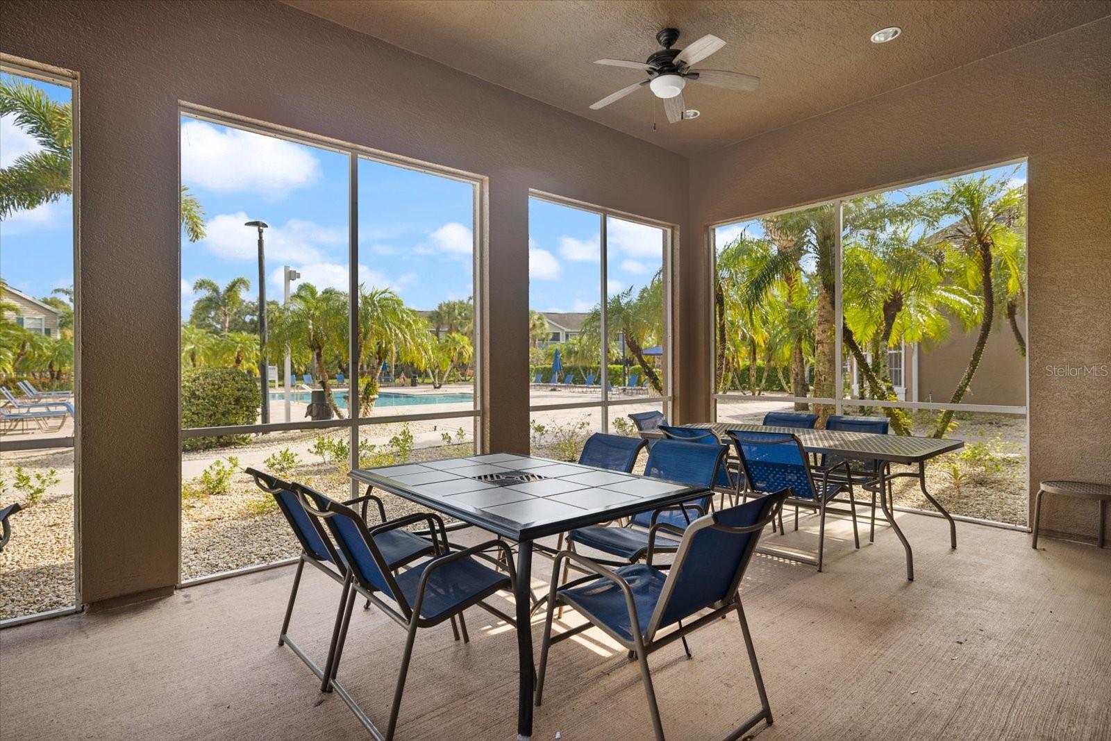 Image 34 of 41 For 7417 Vista Way 203