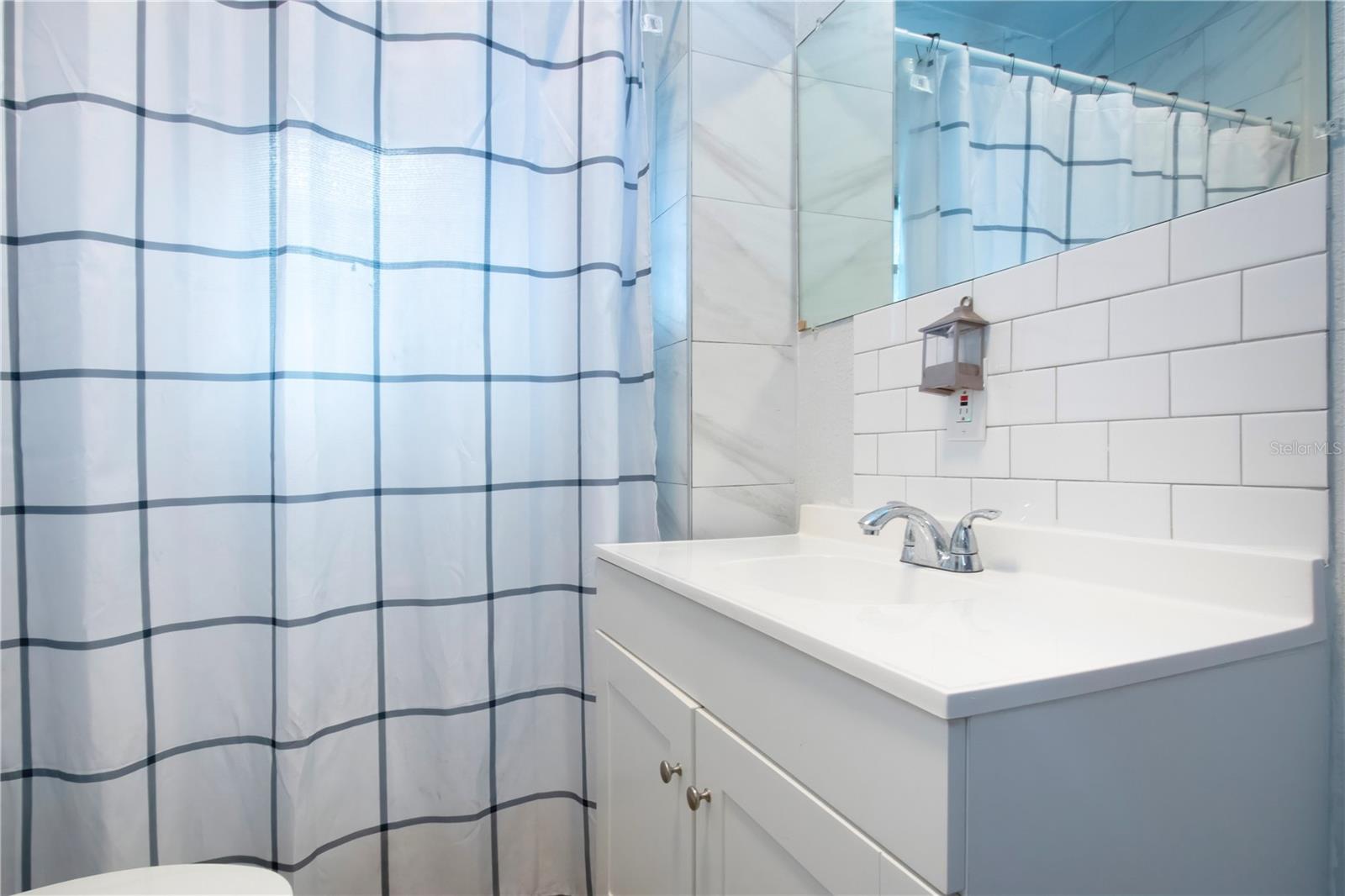 Image 35 of 58 For 1517 5th Street W