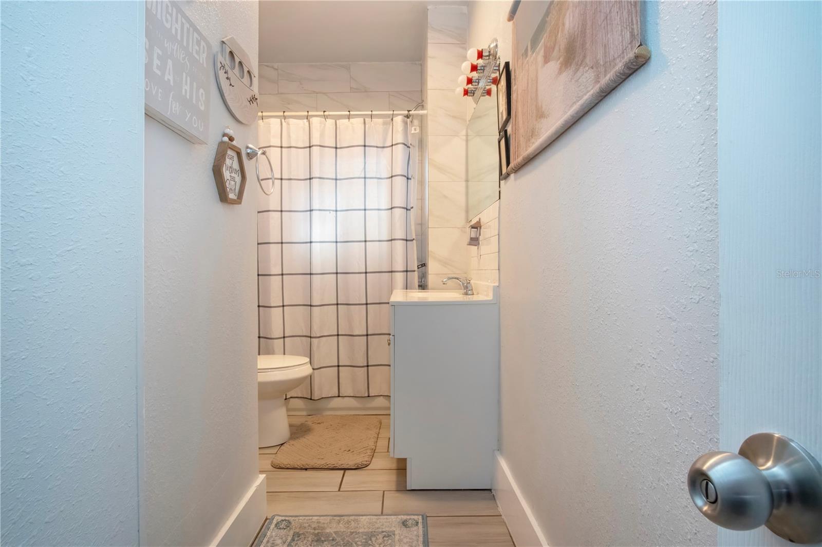 Image 38 of 58 For 1517 5th Street W