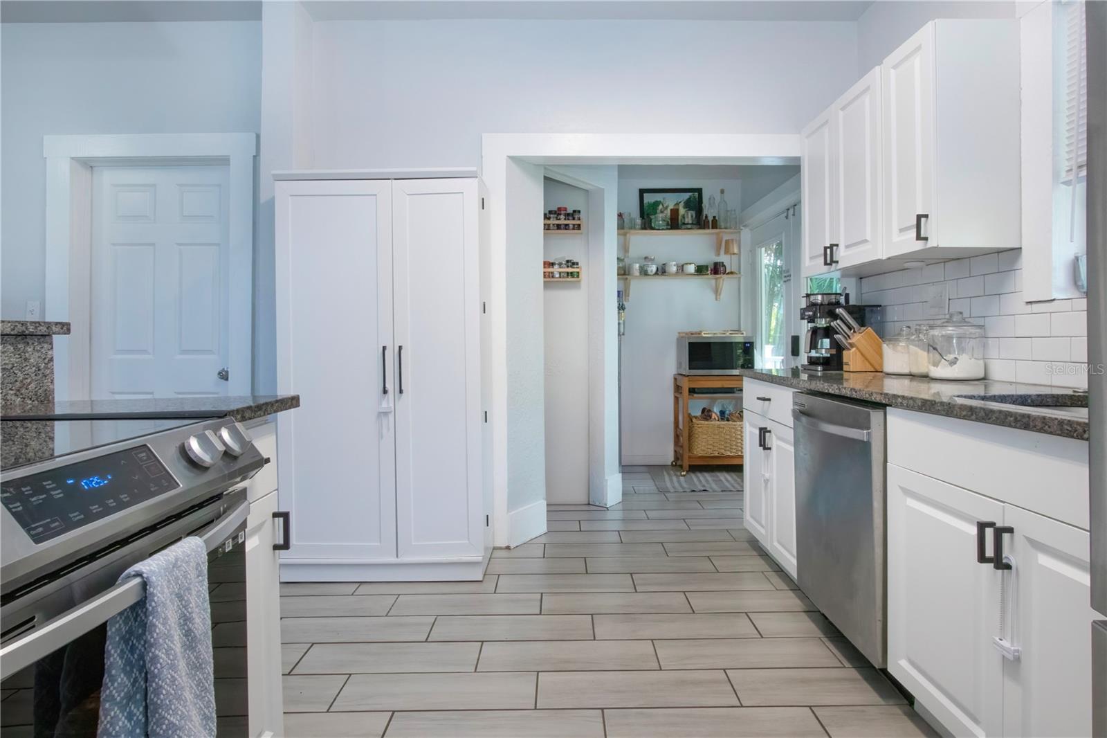 Image 50 of 58 For 1517 5th Street W