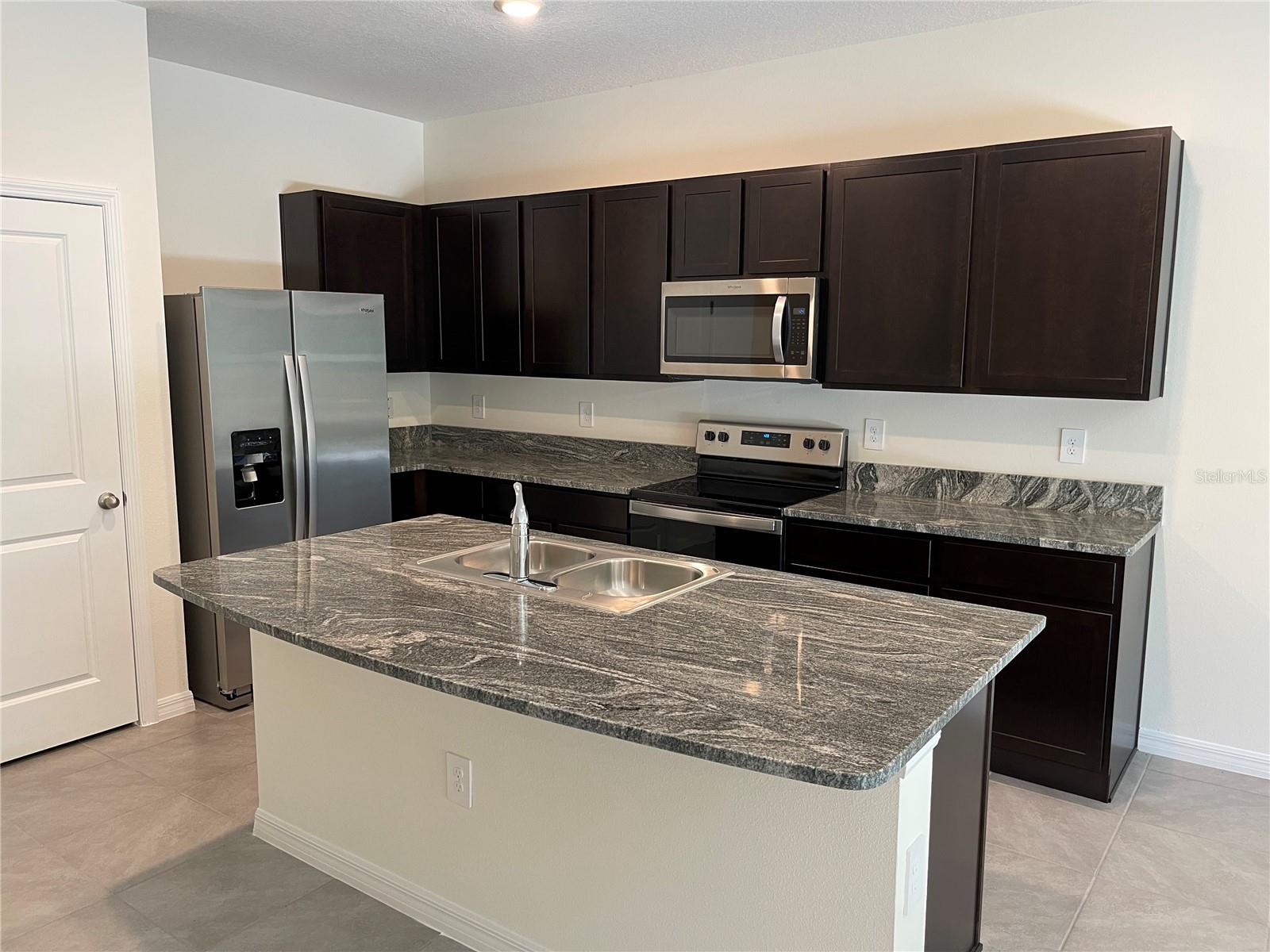 Image 5 of 37 For 8708 Milestone Drive