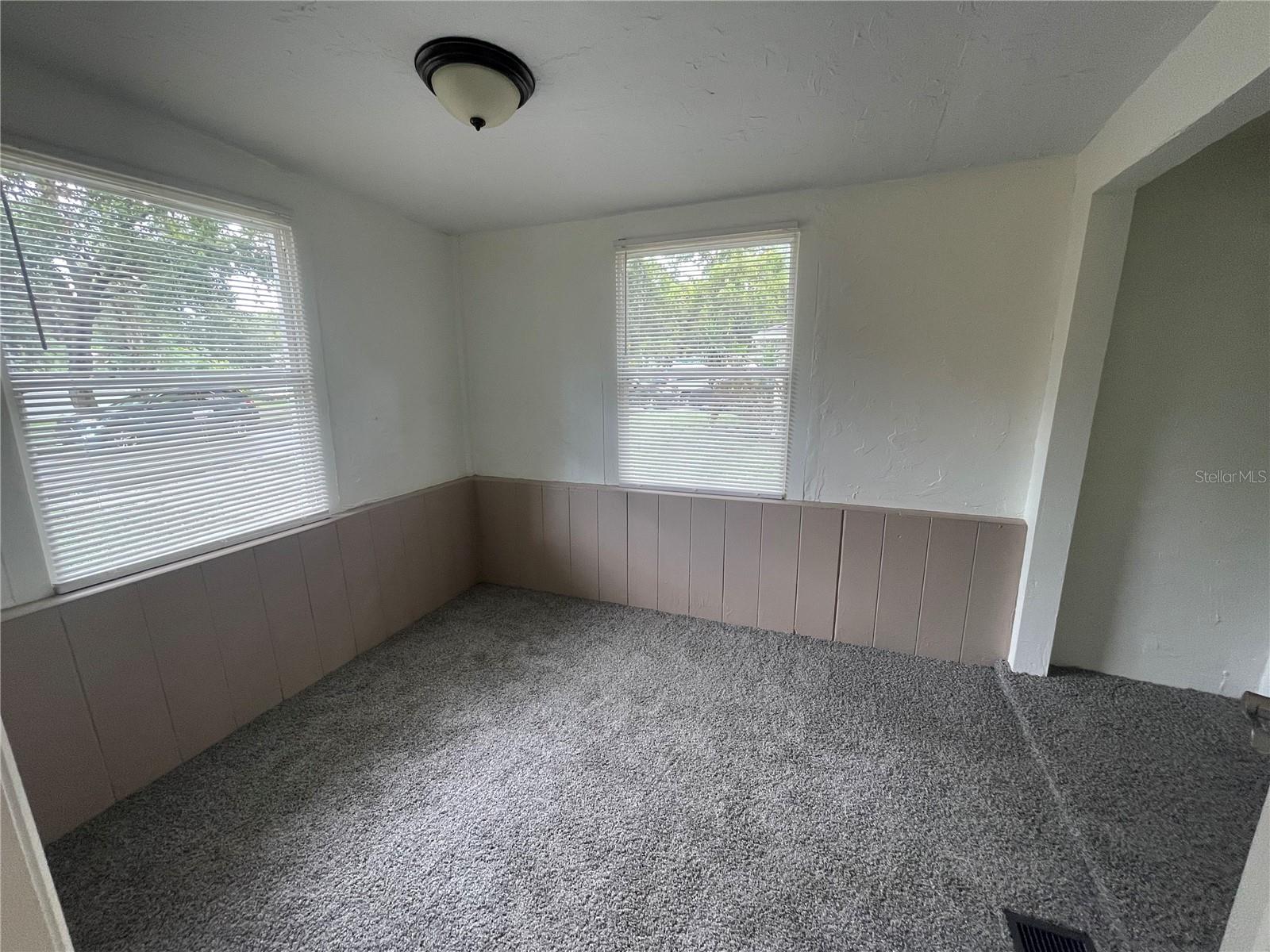 Image 29 of 40 For 1824 7th Avenue E