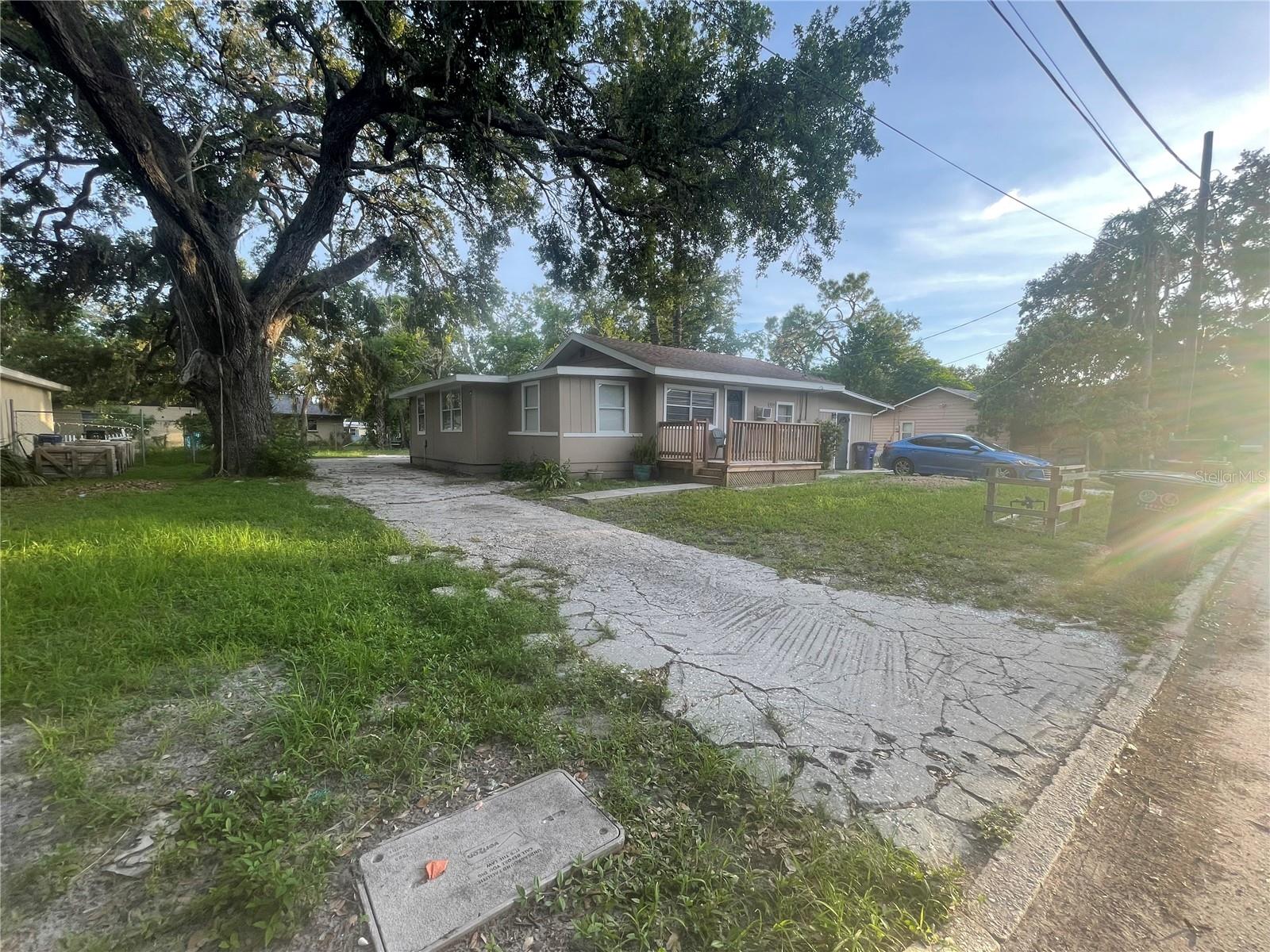 Image 8 of 40 For 1824 7th Avenue E