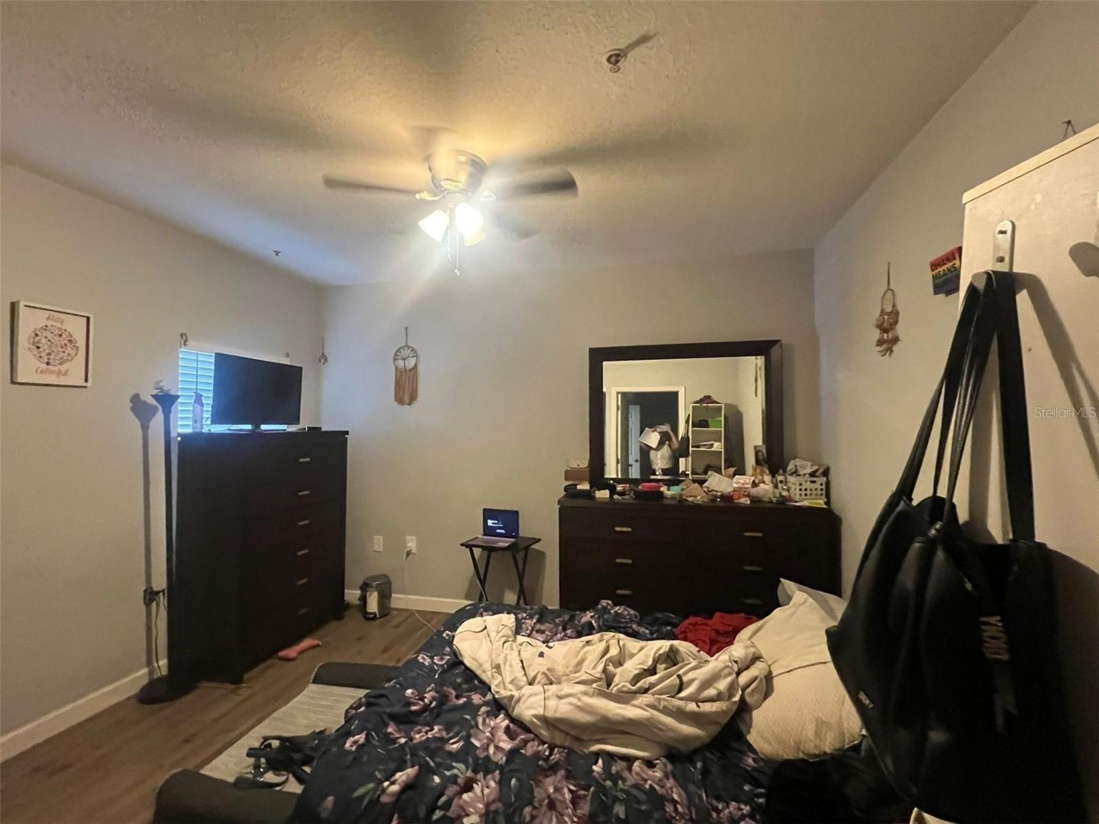 Image 8 of 13 For 2336 Midtown Terrace 922