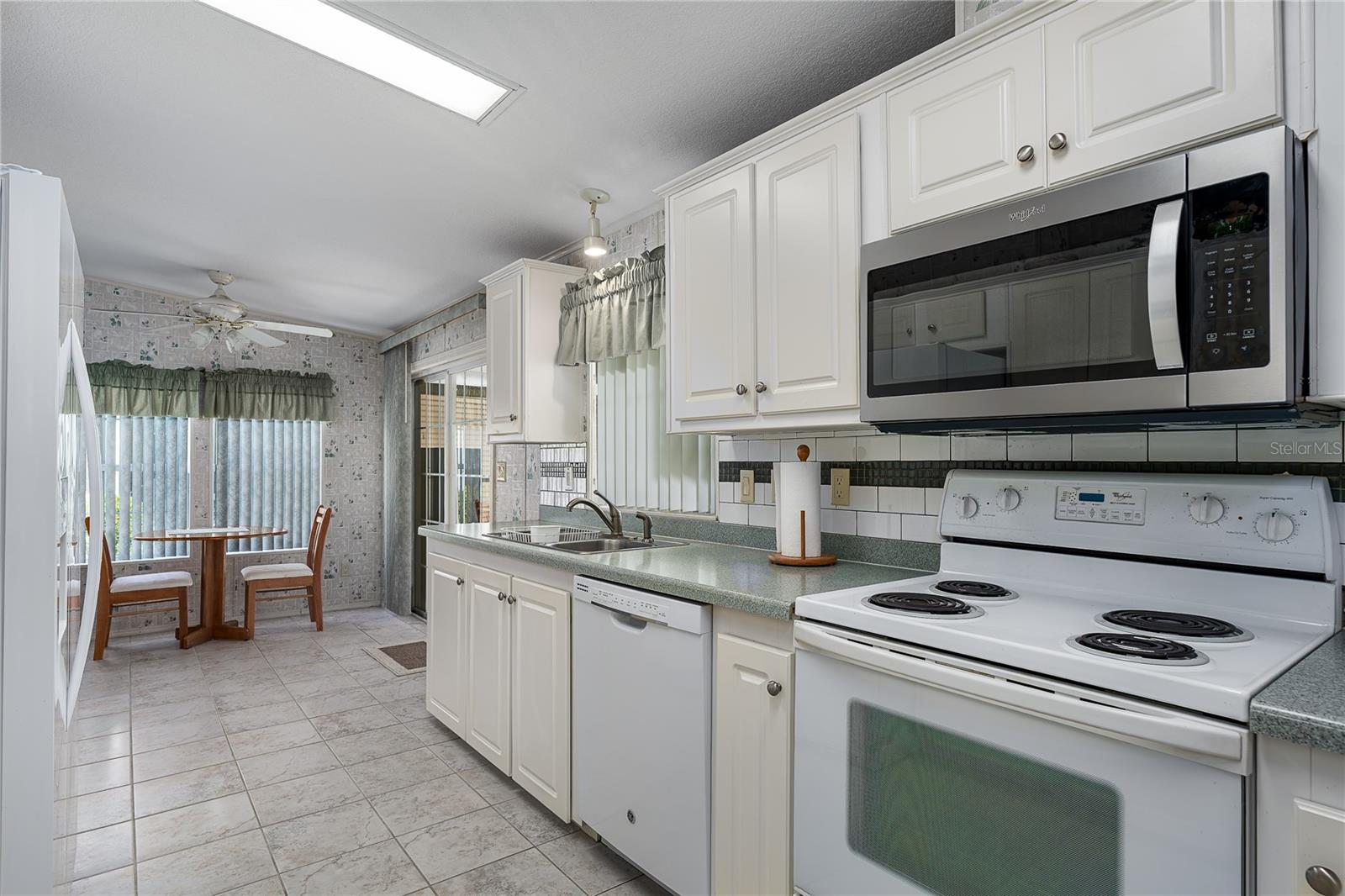 Image 11 of 28 For 8012 Nancy Lane