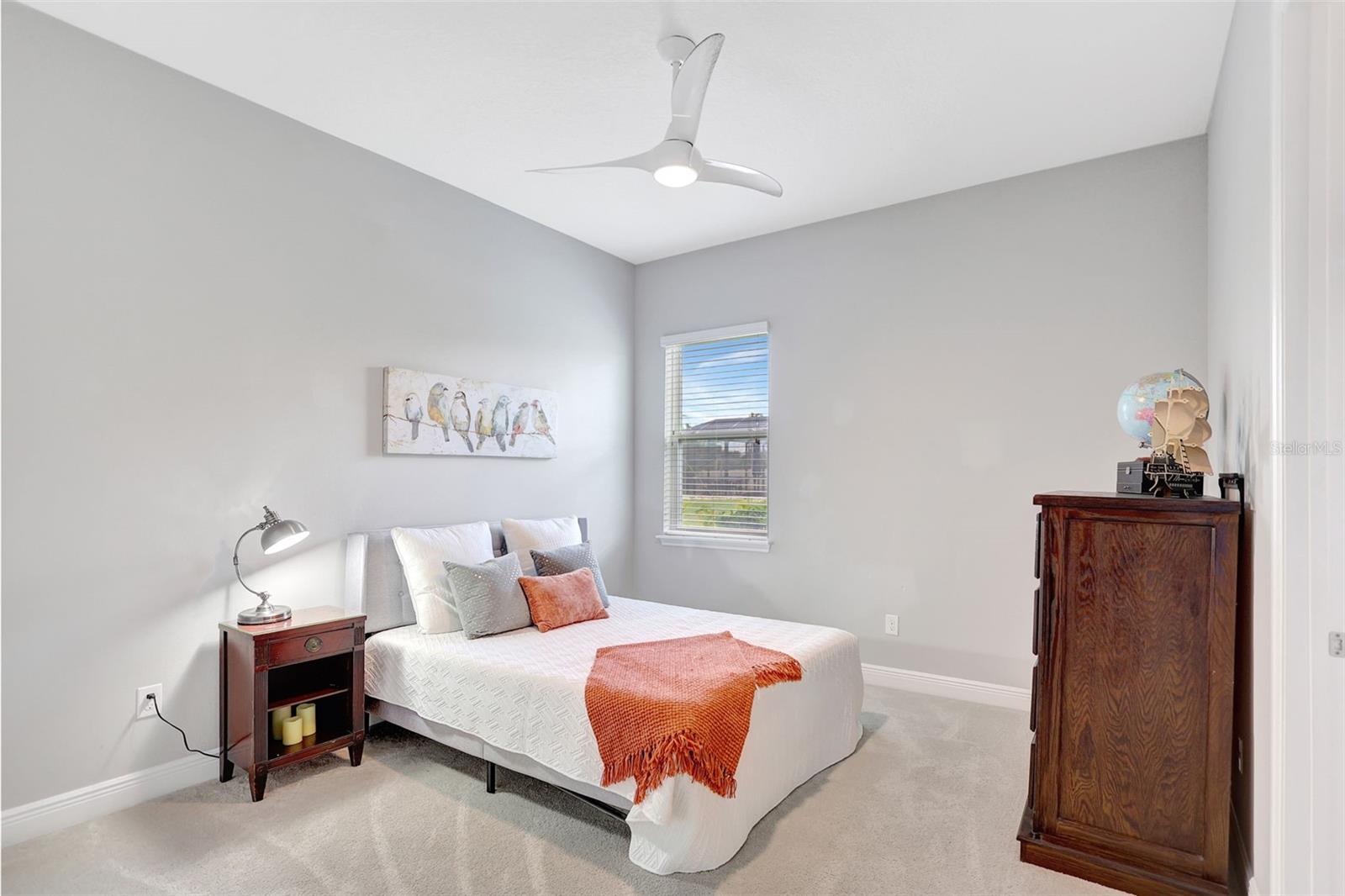 Image 33 of 94 For 16615 7th Avenue E