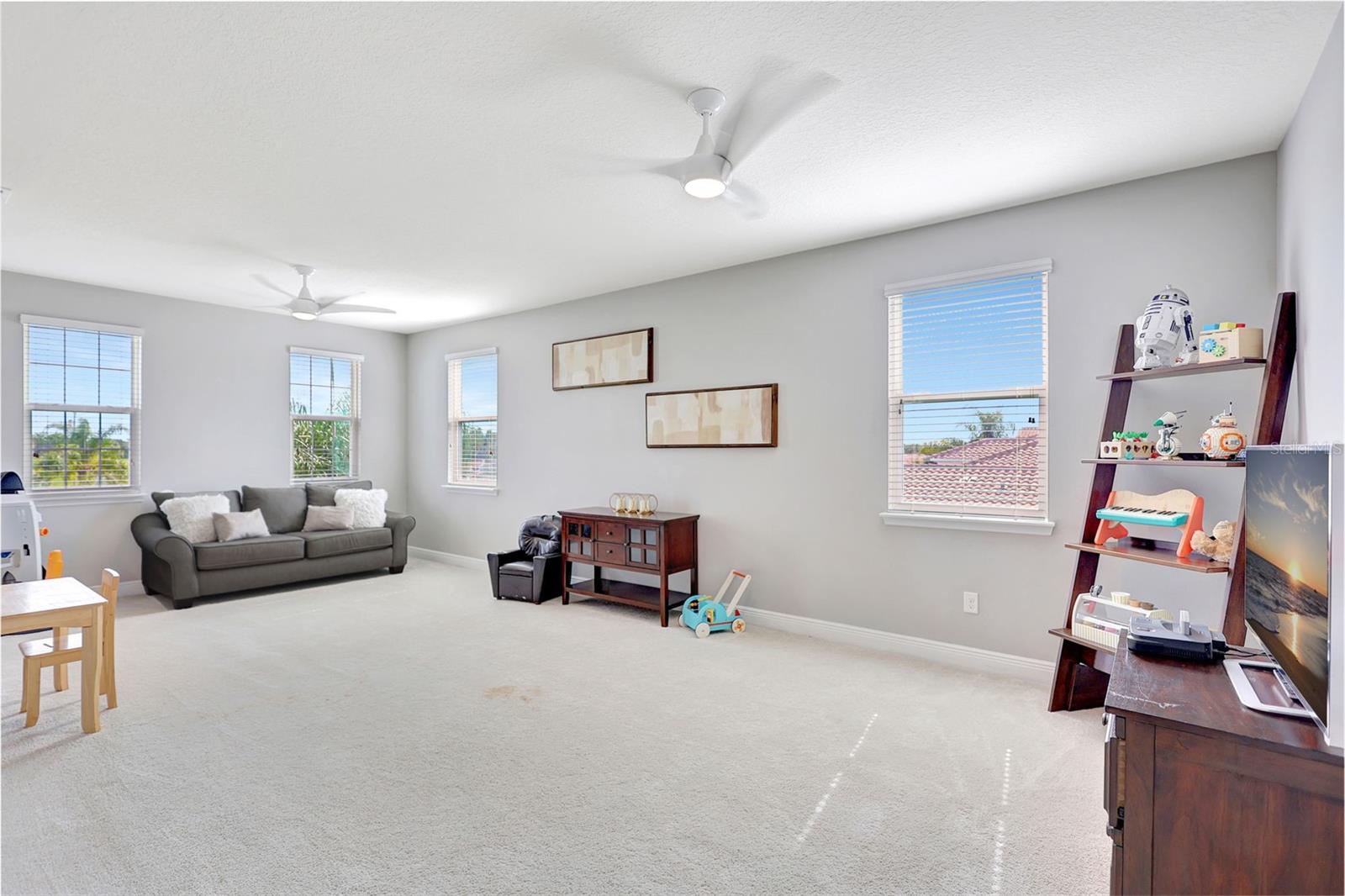 Image 39 of 94 For 16615 7th Avenue E