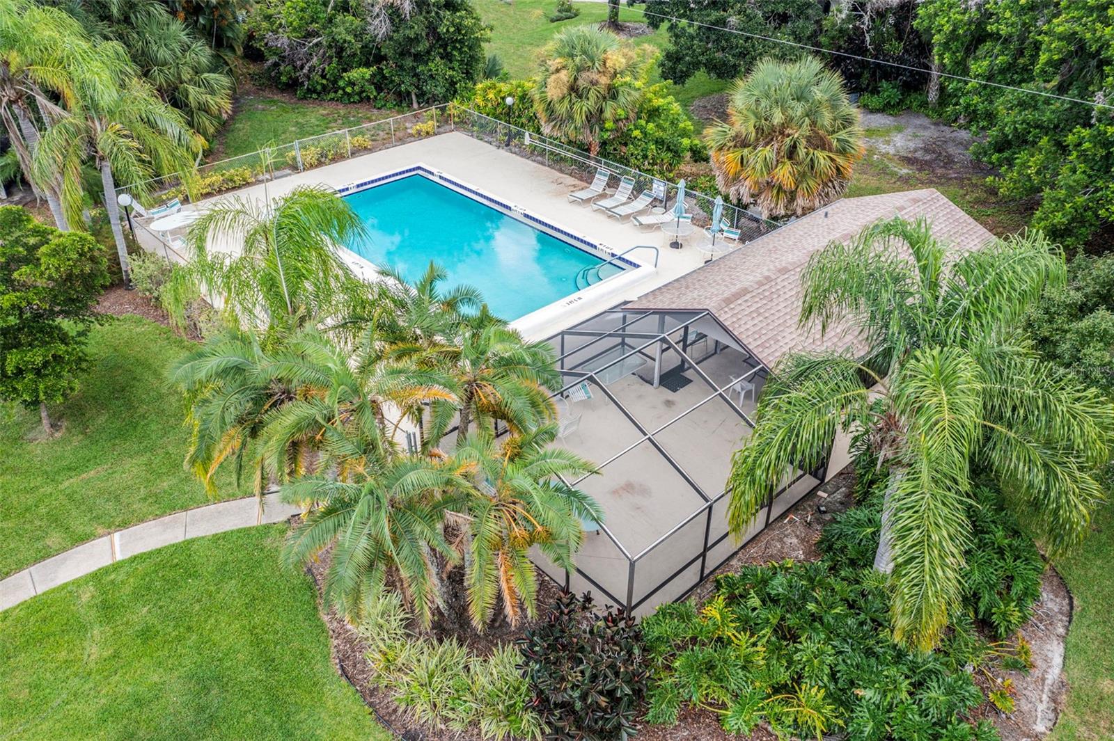 Image 33 of 39 For 4430 Atwood Cay Circle 24