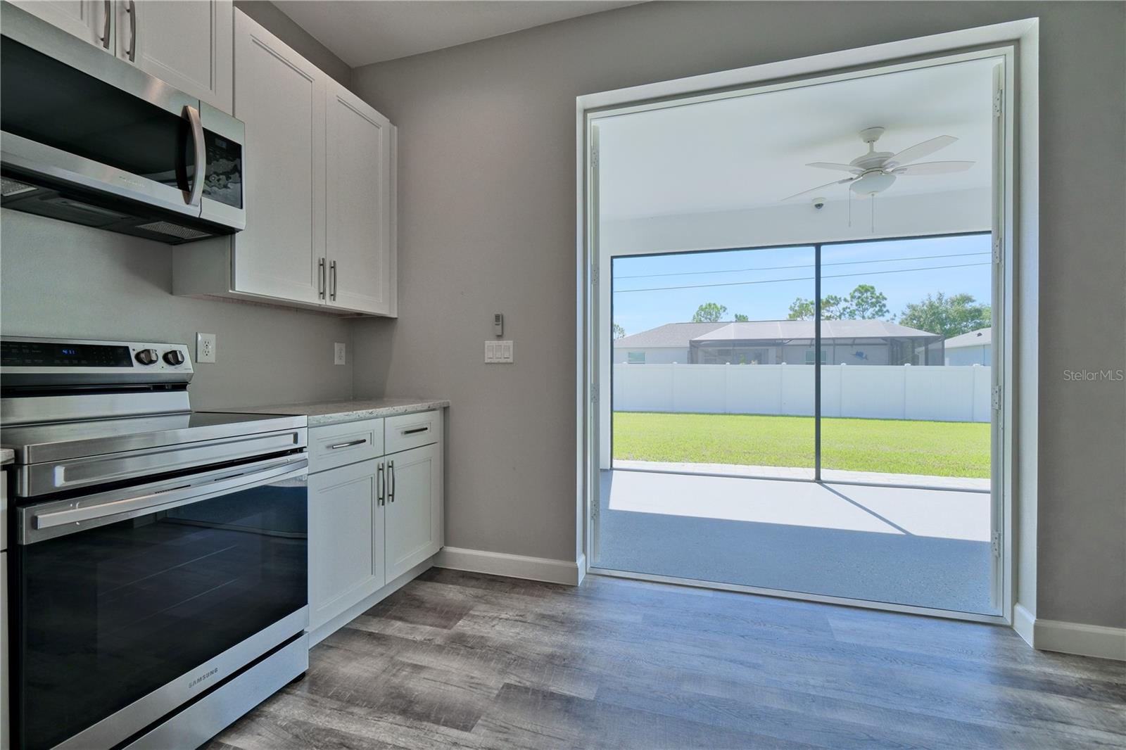 Image 10 of 40 For 7443 Cape Girardeau Street