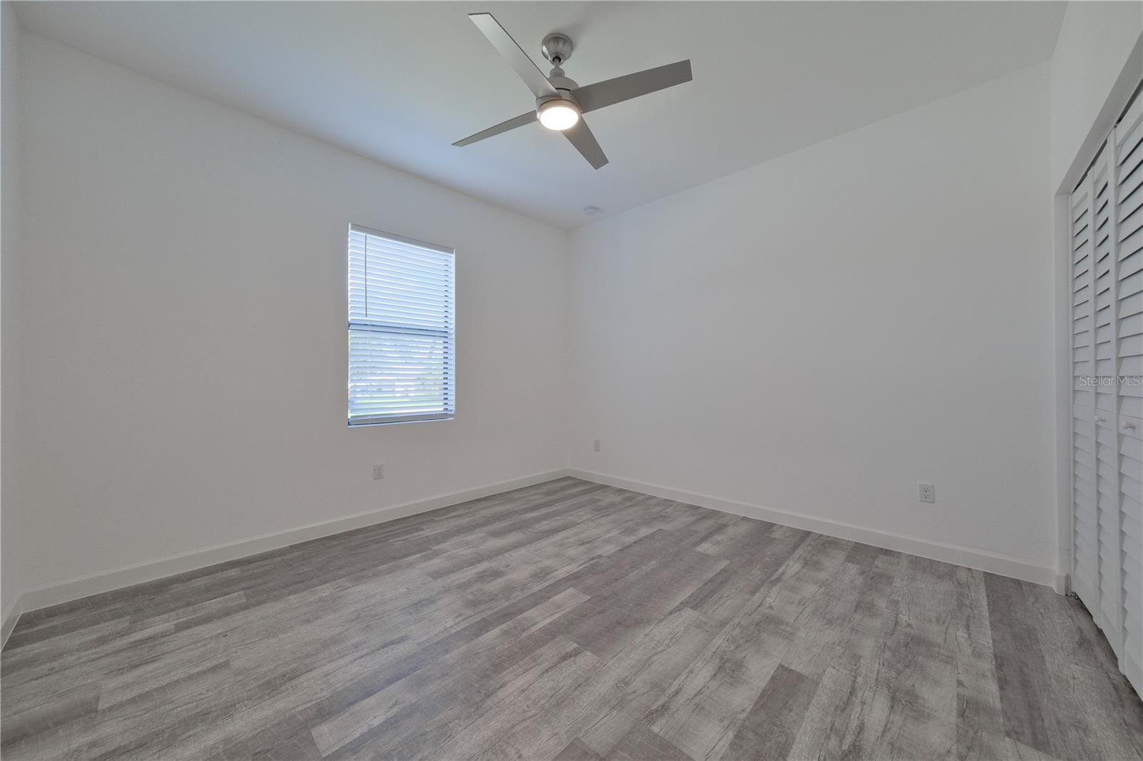 Image 18 of 40 For 7443 Cape Girardeau Street