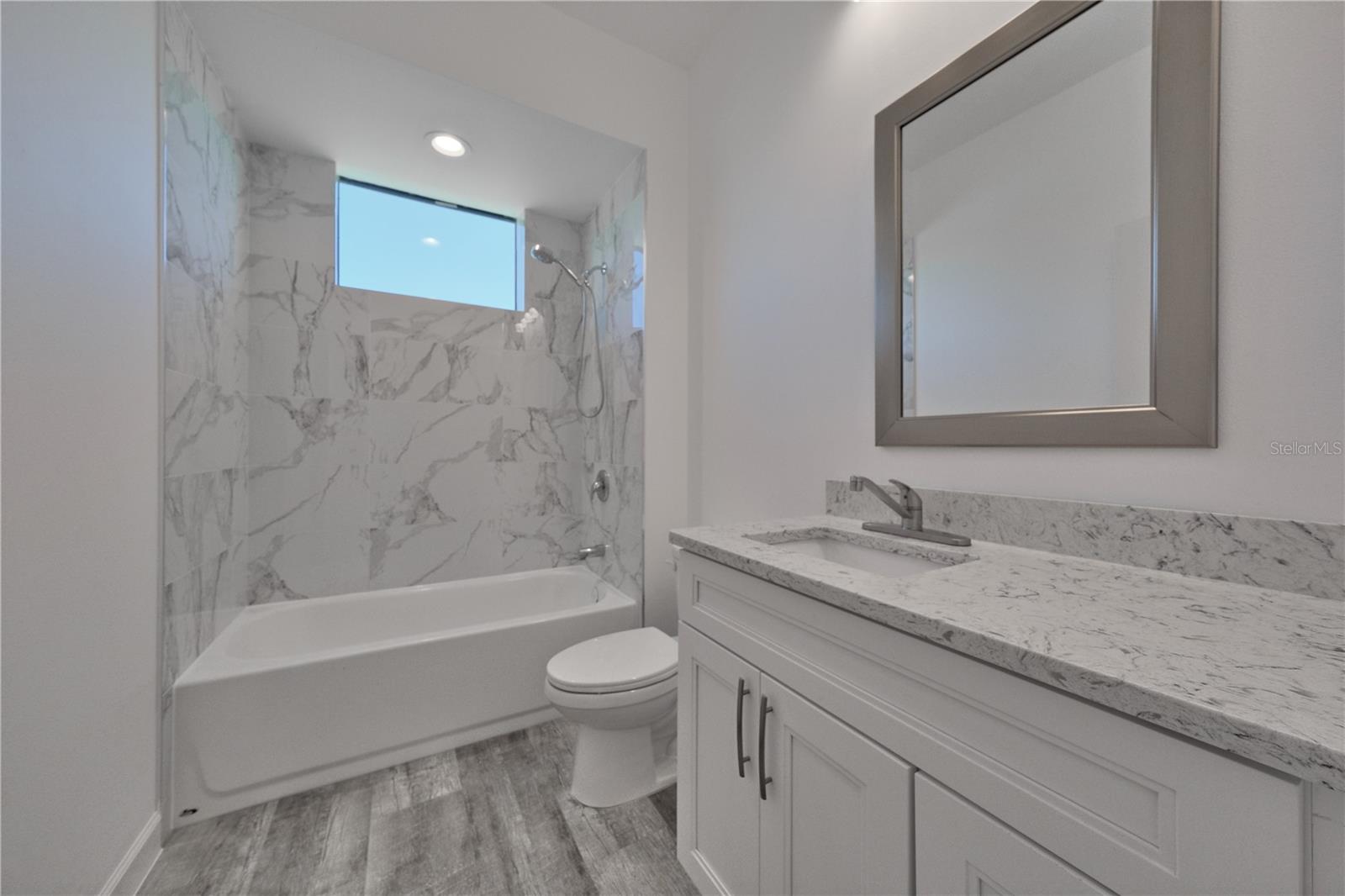 Image 19 of 40 For 7443 Cape Girardeau Street