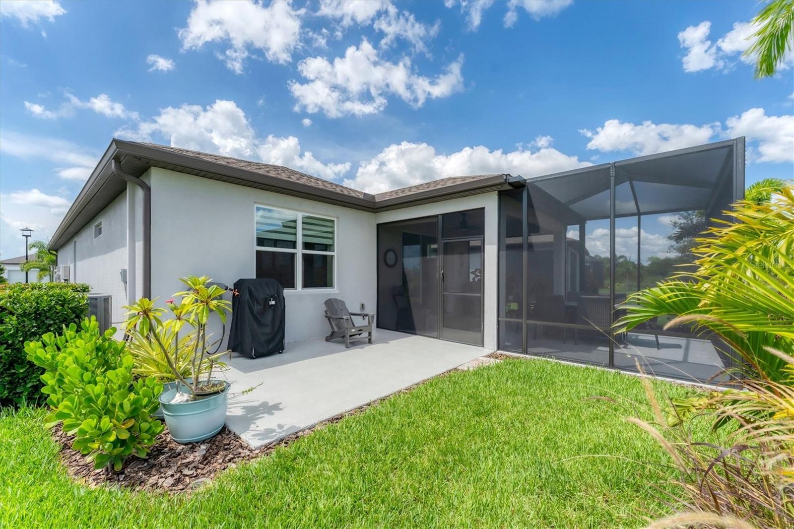 Image 35 of 73 For 8617 Backshore Lane