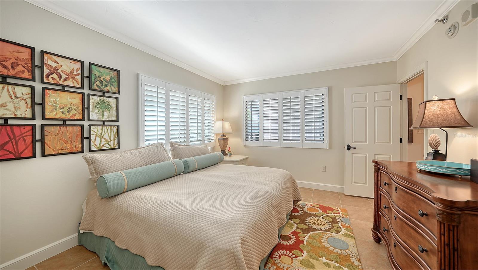 Image 41 of 86 For 1445 Gulf Of Mexico Drive 404
