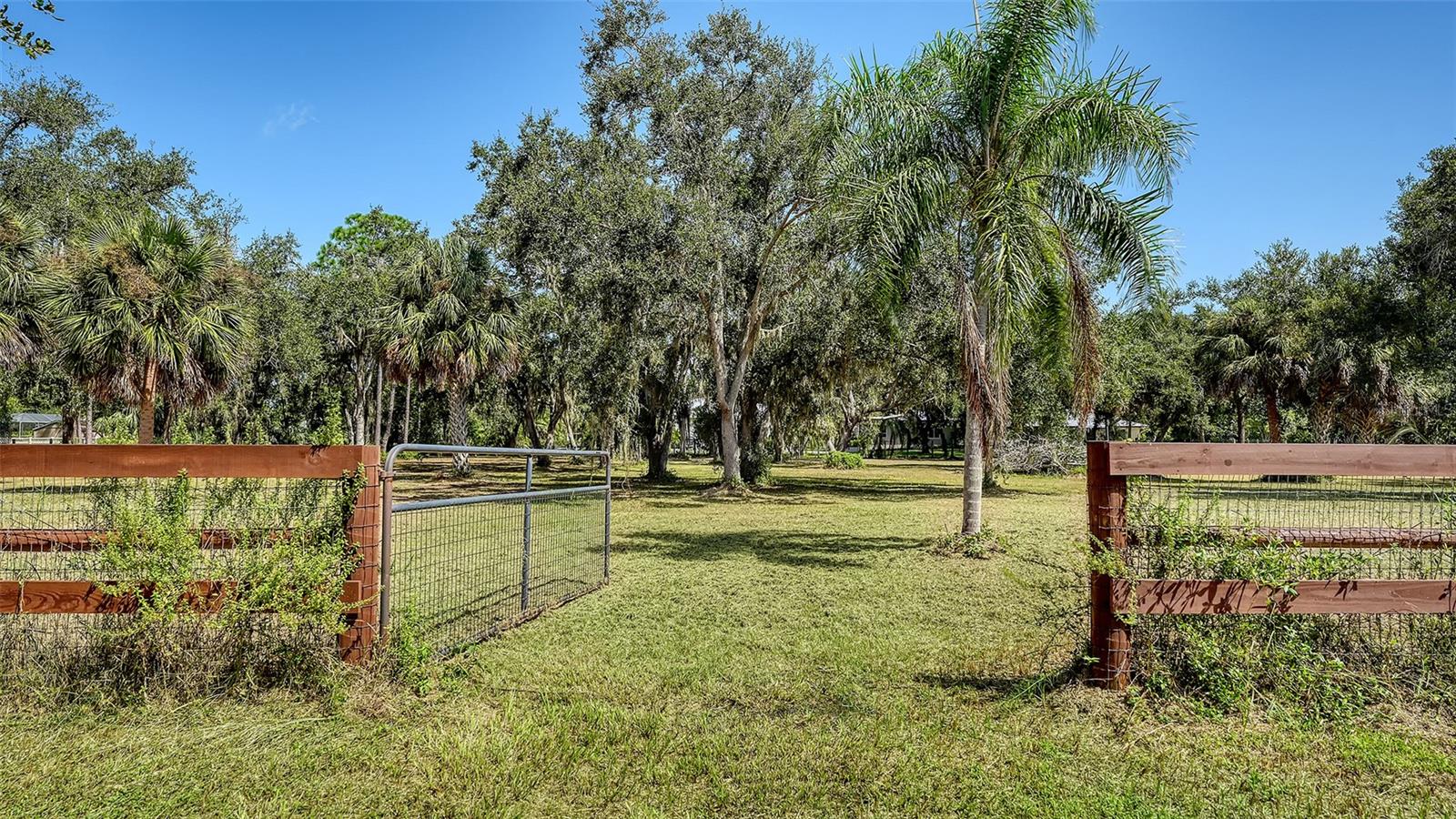 Image 13 of 30 For 500 Shotgun Lane